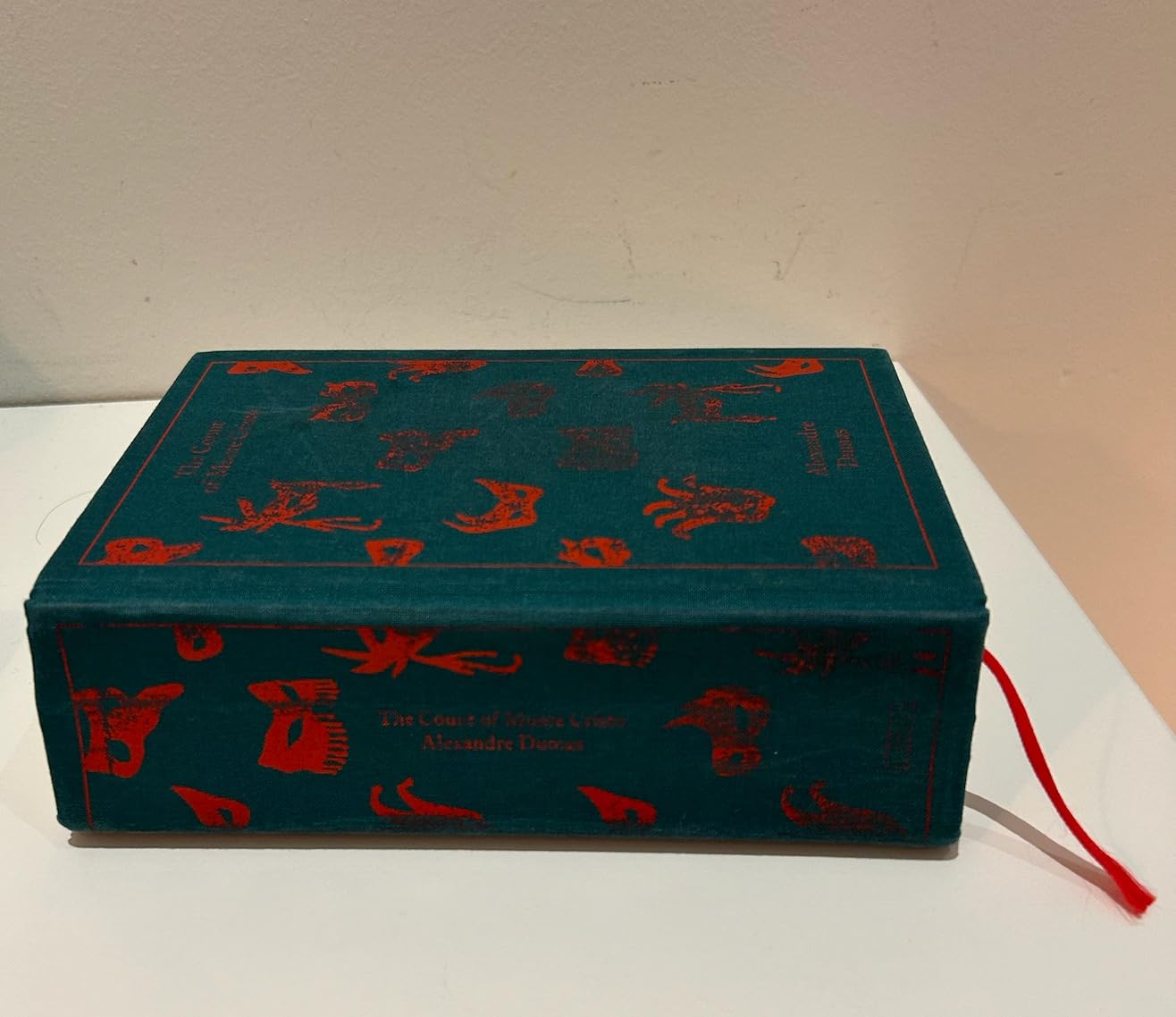 The Count of Monte Cristo (Penguin Clothbound Classics) customer photo 2