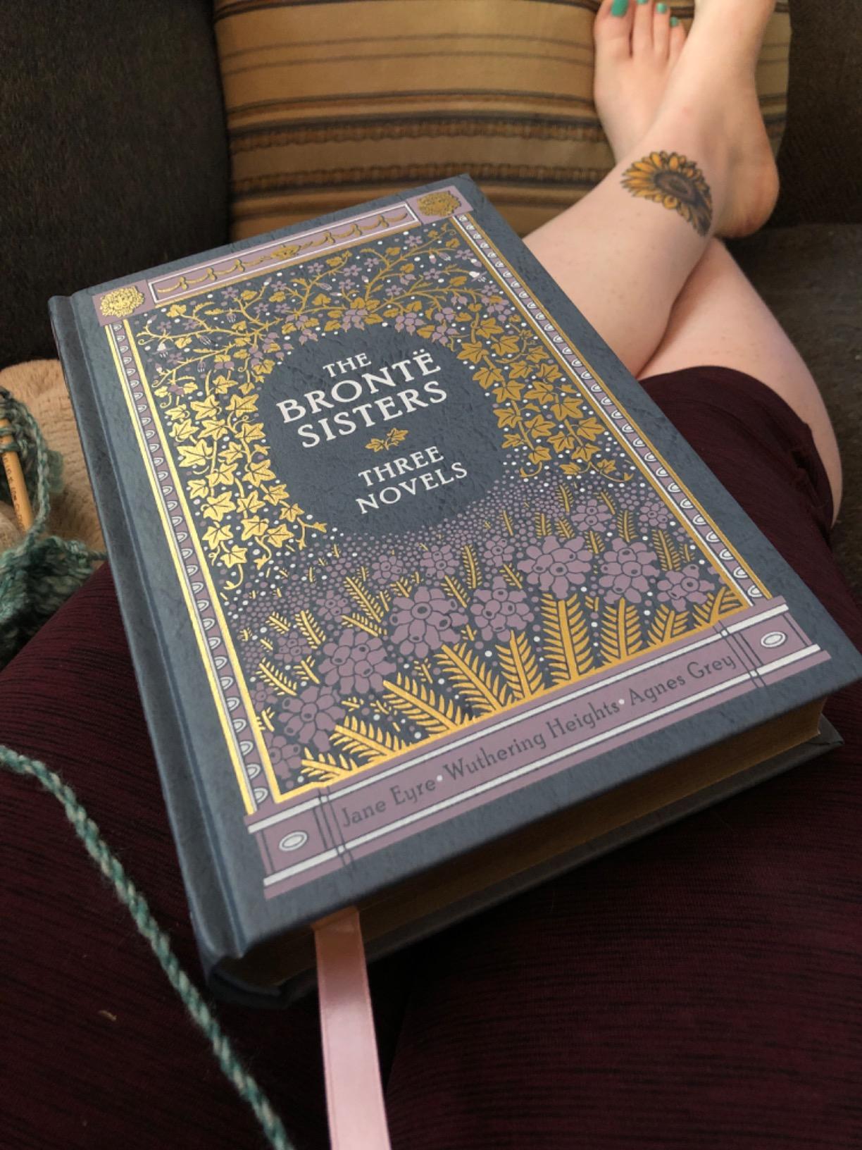 The Bronte Sisters: Three Novels: Jane Eyre; Wuthering Heights; and Agnes Grey (Penguin Classics Deluxe Edition) customer photo 1