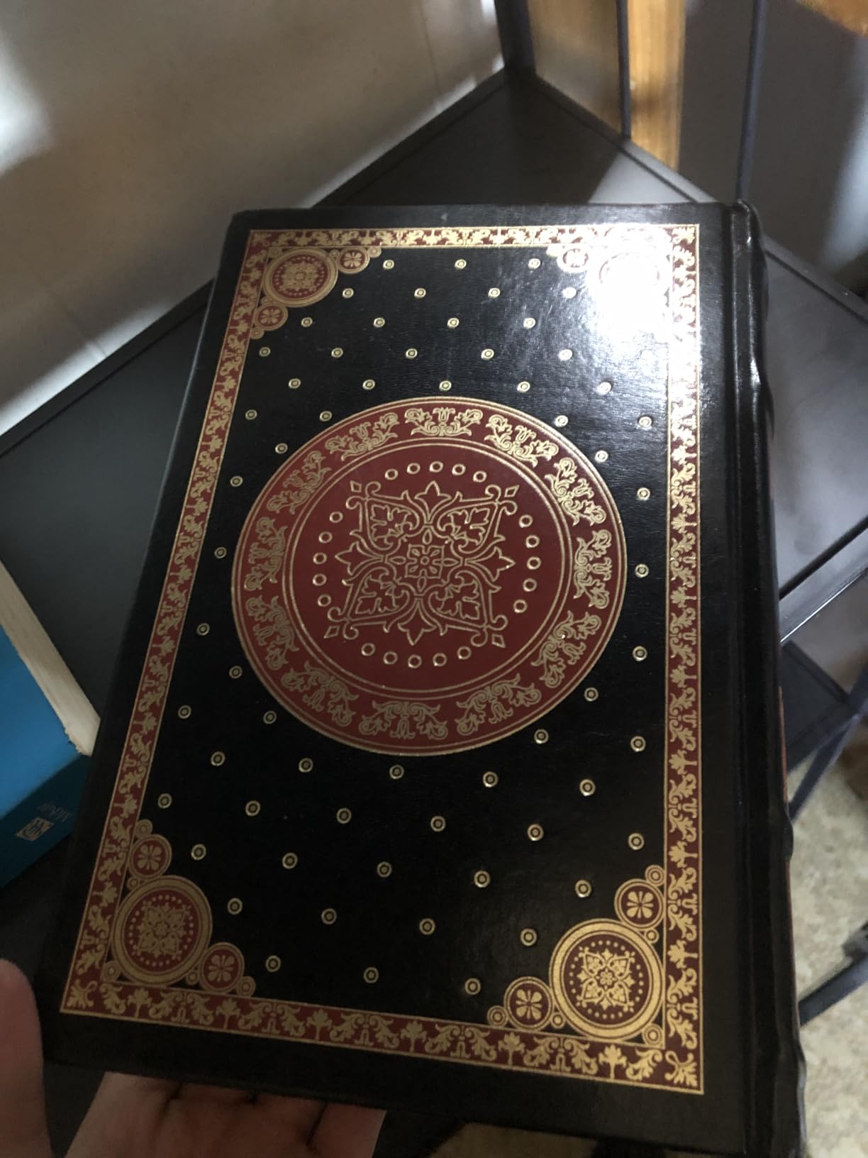 The Complete Works of William Shakespeare (Collectible Leather Edition) customer photo 1
