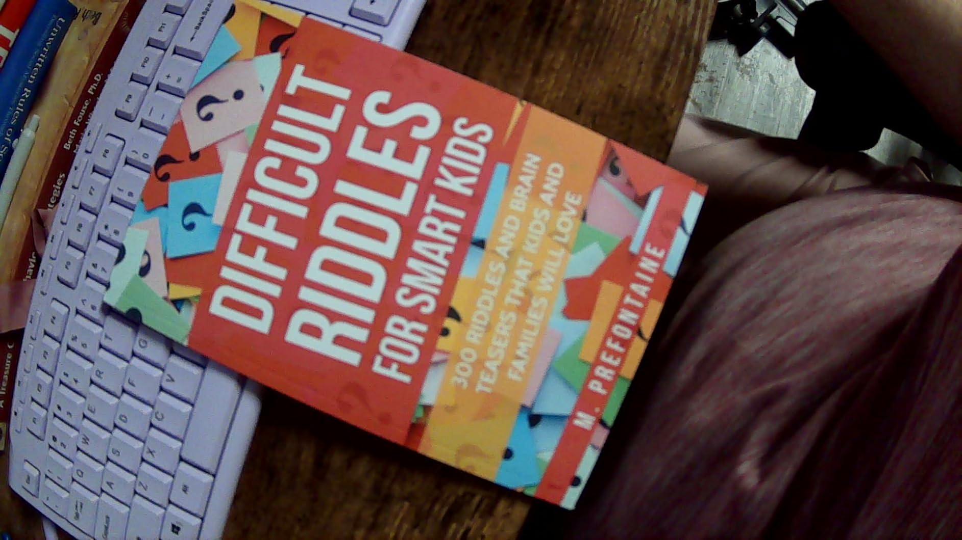 Difficult Riddles For Smart Kids: 300 Difficult Riddles And Brain Teasers Families Will Love customer photo 1
