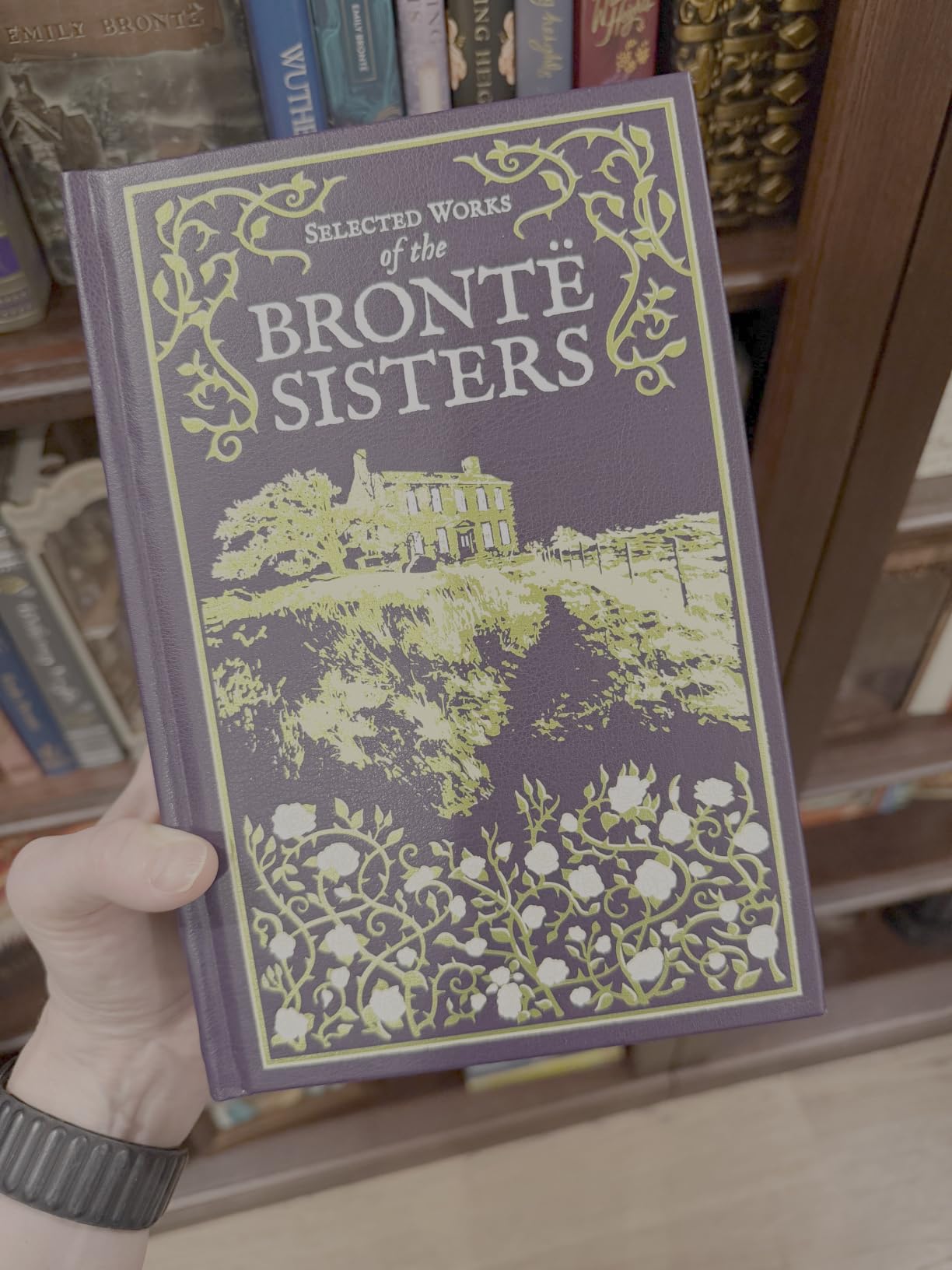 Selected Works of the Brontë Sisters (Deluxe Leatherbound Edition) (Leather-bound Classics) customer photo 1