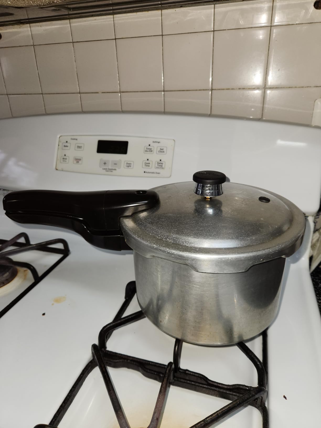 Presto 01241 4-Quart Aluminum Pressure Cooker customer photo 1