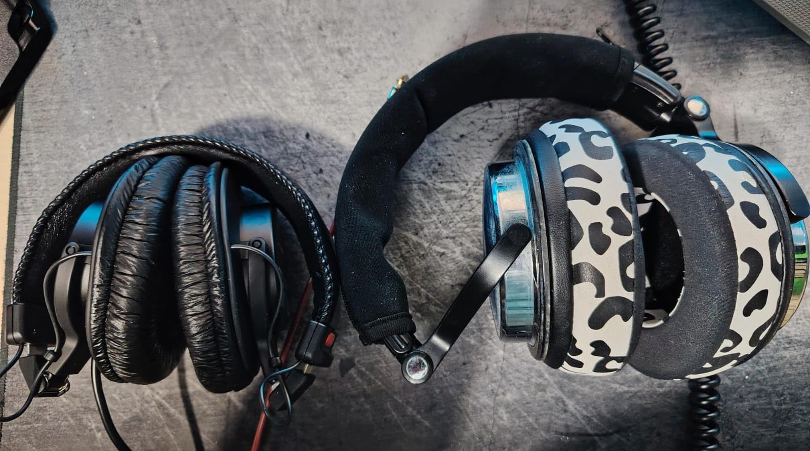 Sony MDR7506 Professional Large Diaphragm Headphones customer photo 2
