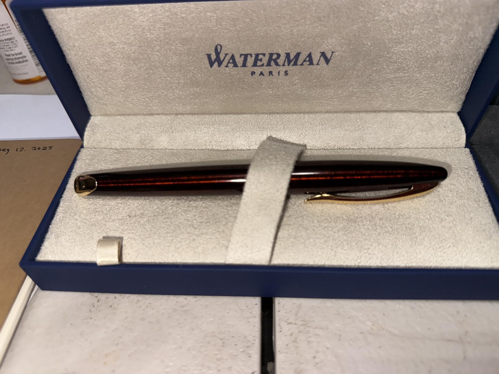 Waterman Carène Black Sea Fountain Pen High-Gloss Black & 23k Gold Clip Medium Nib with Blue Ink Cartridge Gift Box customer photo 1