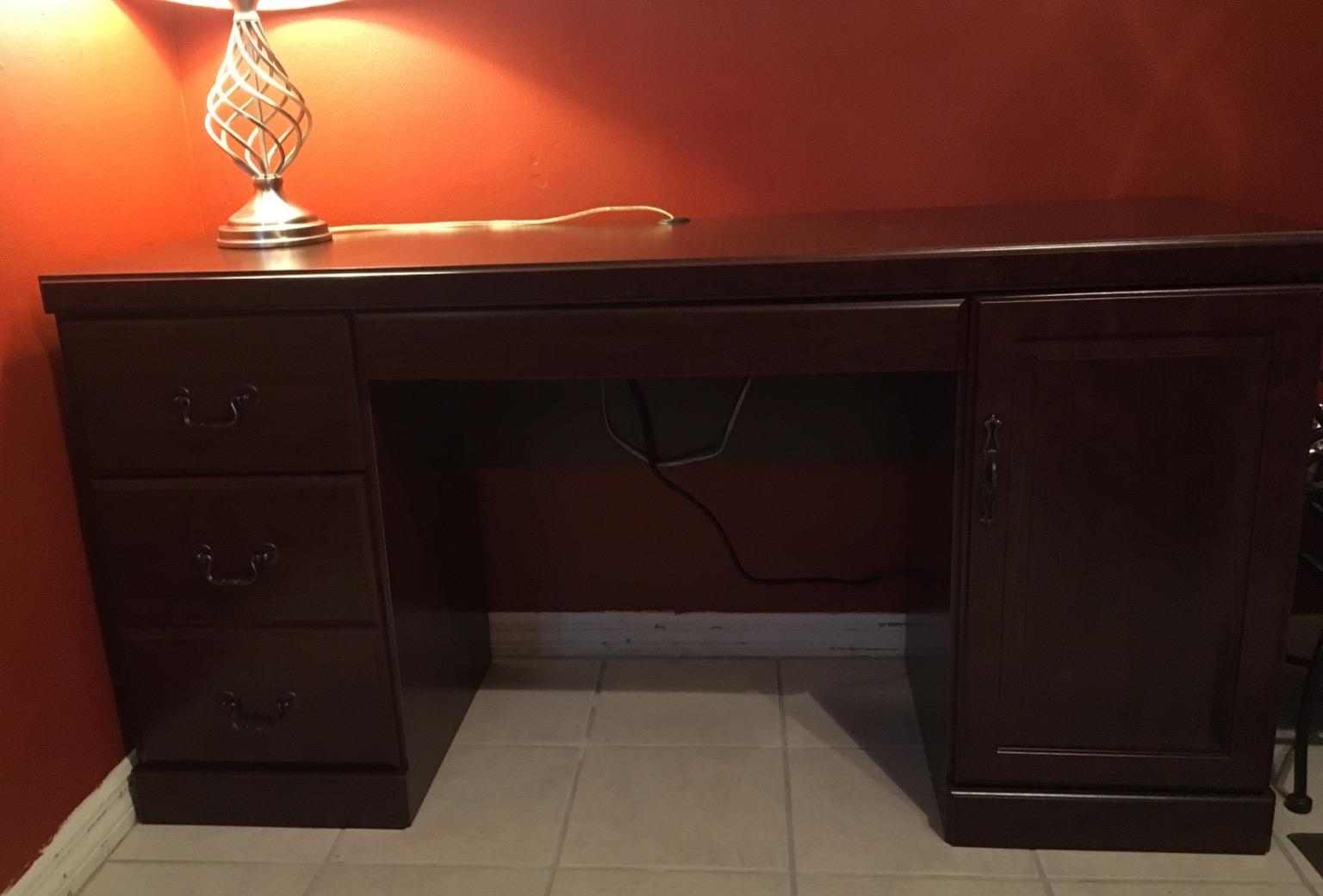 Sauder 404944 Heritage Hill Computer Credenza, Classic Cherry Finish, L: 59.25 x W: 20.47 x H: 30.24 customer photo 1
