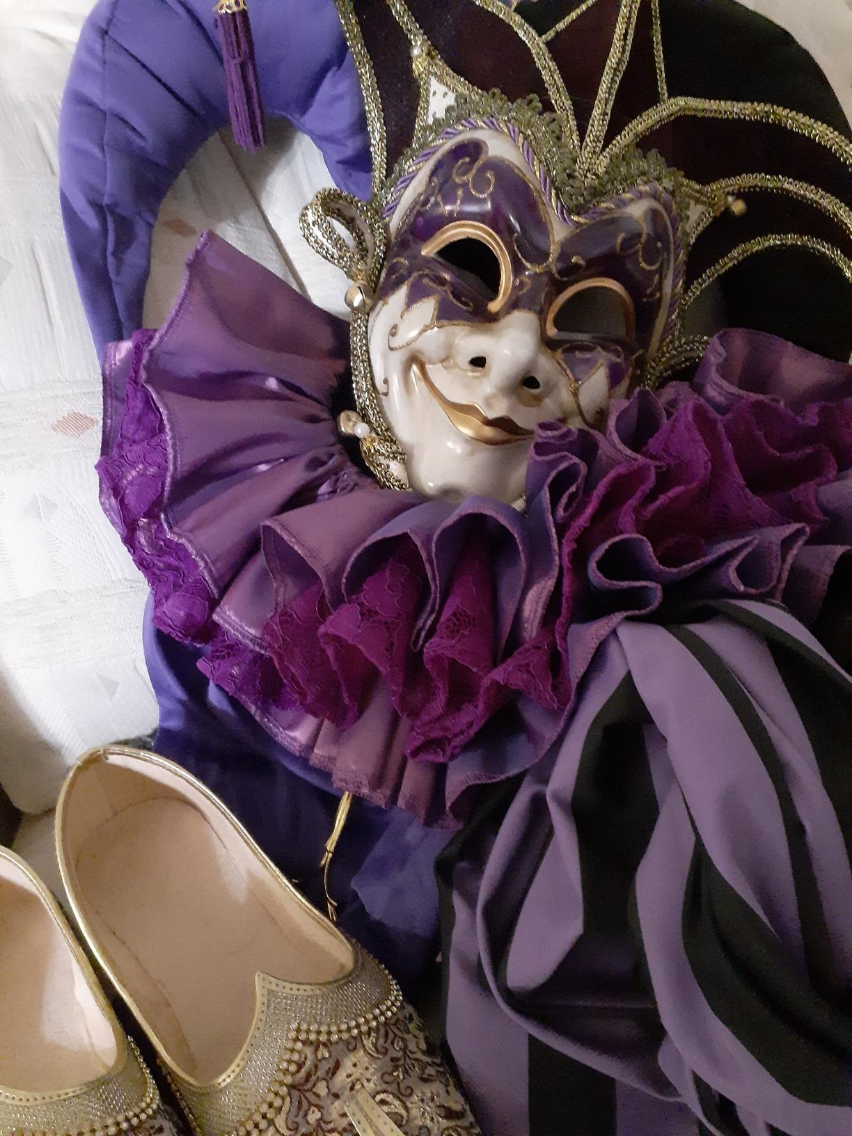 Smiffy's Men's Medieval Jester Costume Top customer photo 2