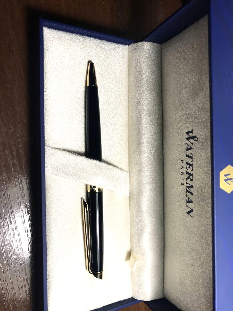 Waterman Hemisphère Ballpoint Pen | Stainless Steel with Chrome Trim | Medium Point customer photo 1