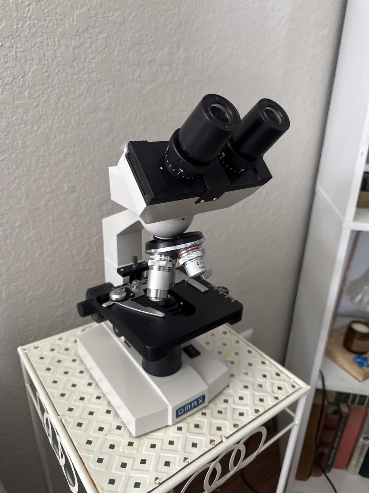 OMAX M82ES 40X-2000X Lab LED Binocular Compound Microscope, Double Layer Mechanical Stage customer photo 1