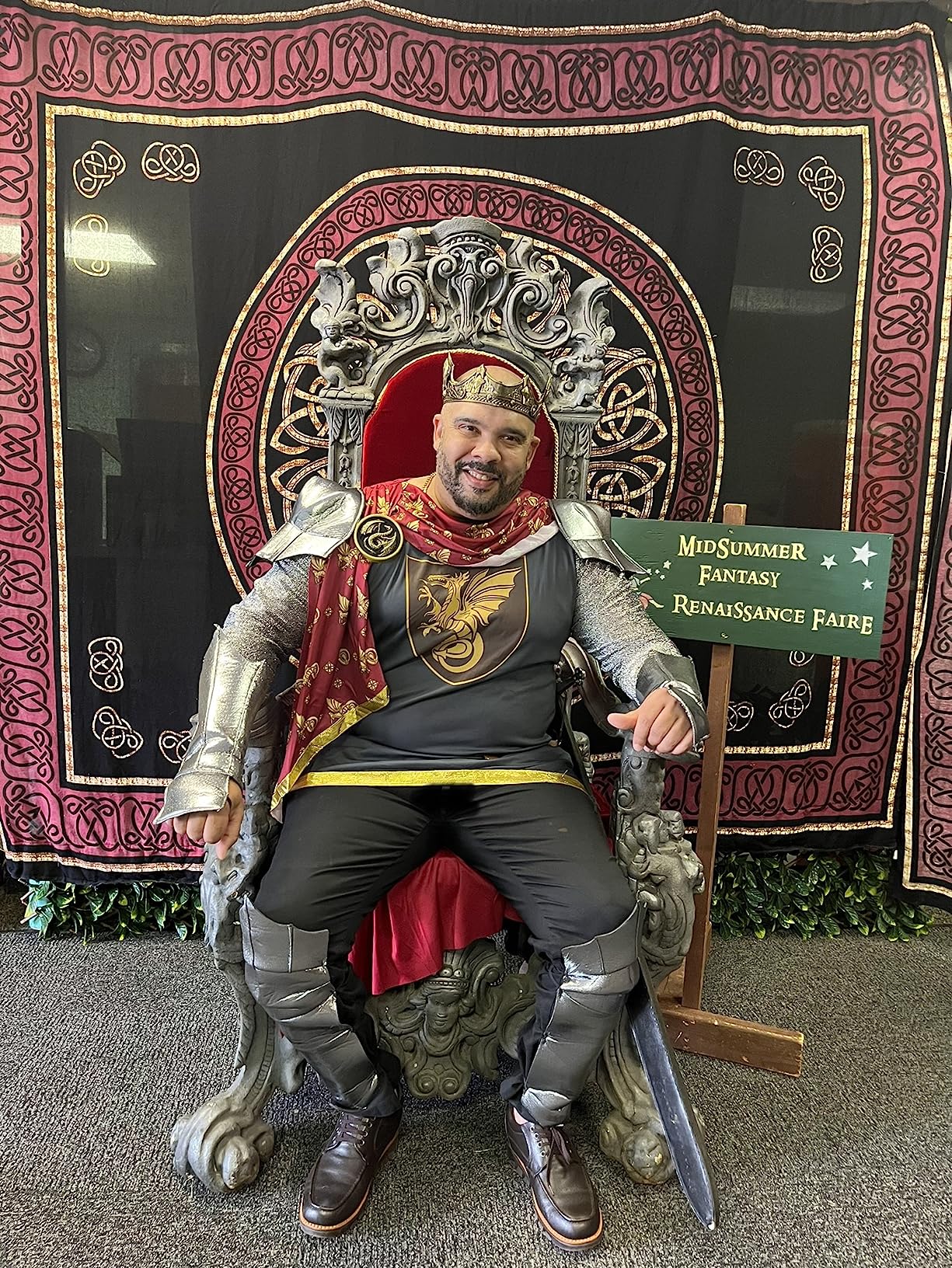 Men's King Arthur Adult Costume customer photo 2