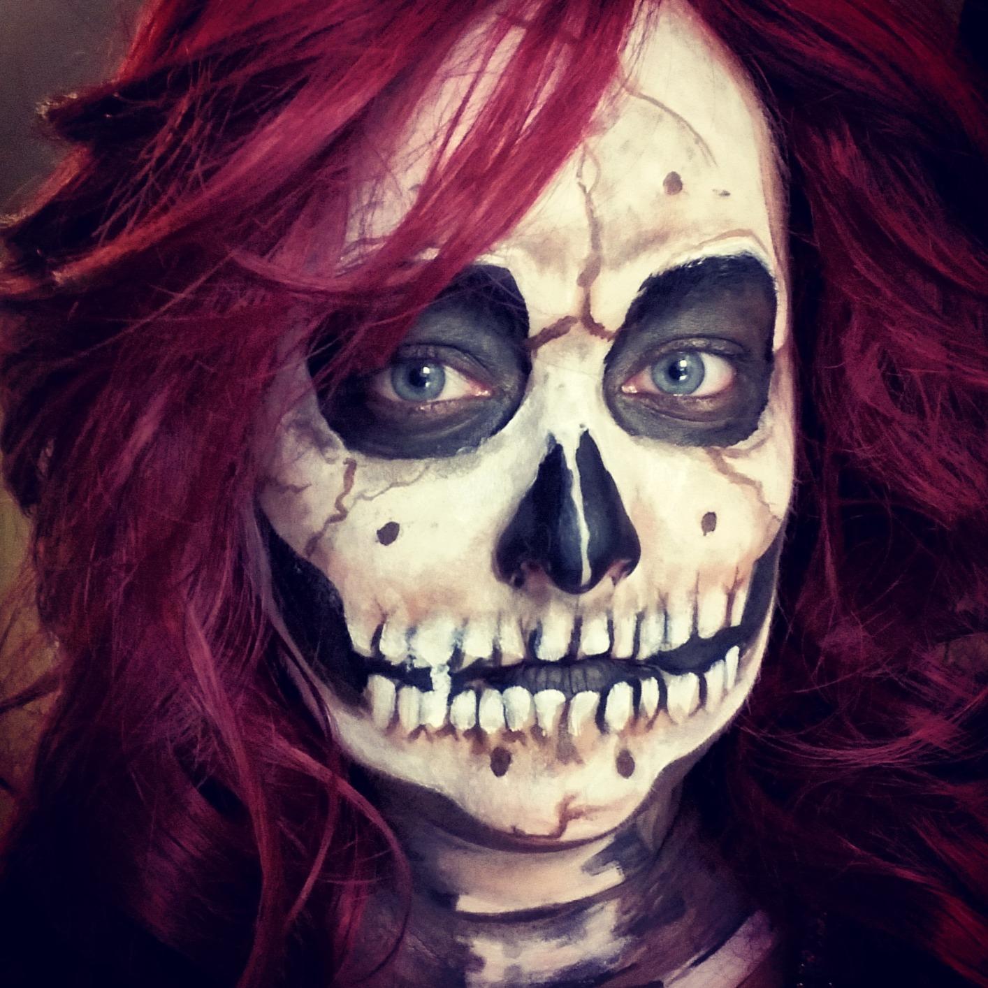 Mehron Makeup Paradise AQ - BASIC PALETTE, Water-Activated Face Paint | 8 Color Professional Face & Body Paint Makeup for Cosplay, Theater, & Halloween. Vegan, Cruelty-Free, & Made in USA. customer photo 1