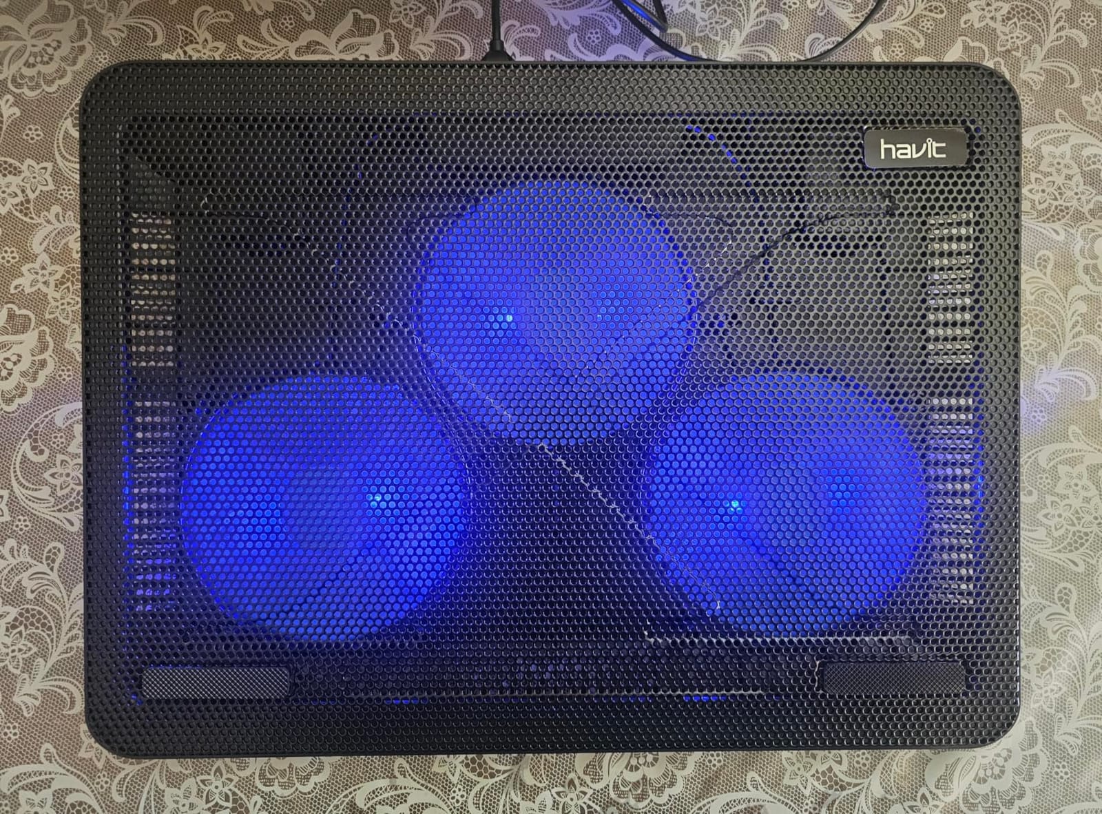 havit HV-F2056 Laptop Cooling Pad for 15.6-17 Inch Laptops, Black customer photo 2