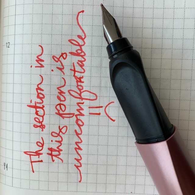 Pelikan Twist Fountain Pen with 1 Ink Cartridge, Medium Nib, Silver, Boxed (947101) customer photo 2