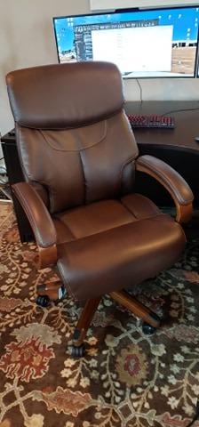 La-Z-Boy Bradley Bonded Leather Executive Chair (Roasted Chestnut) customer photo 2