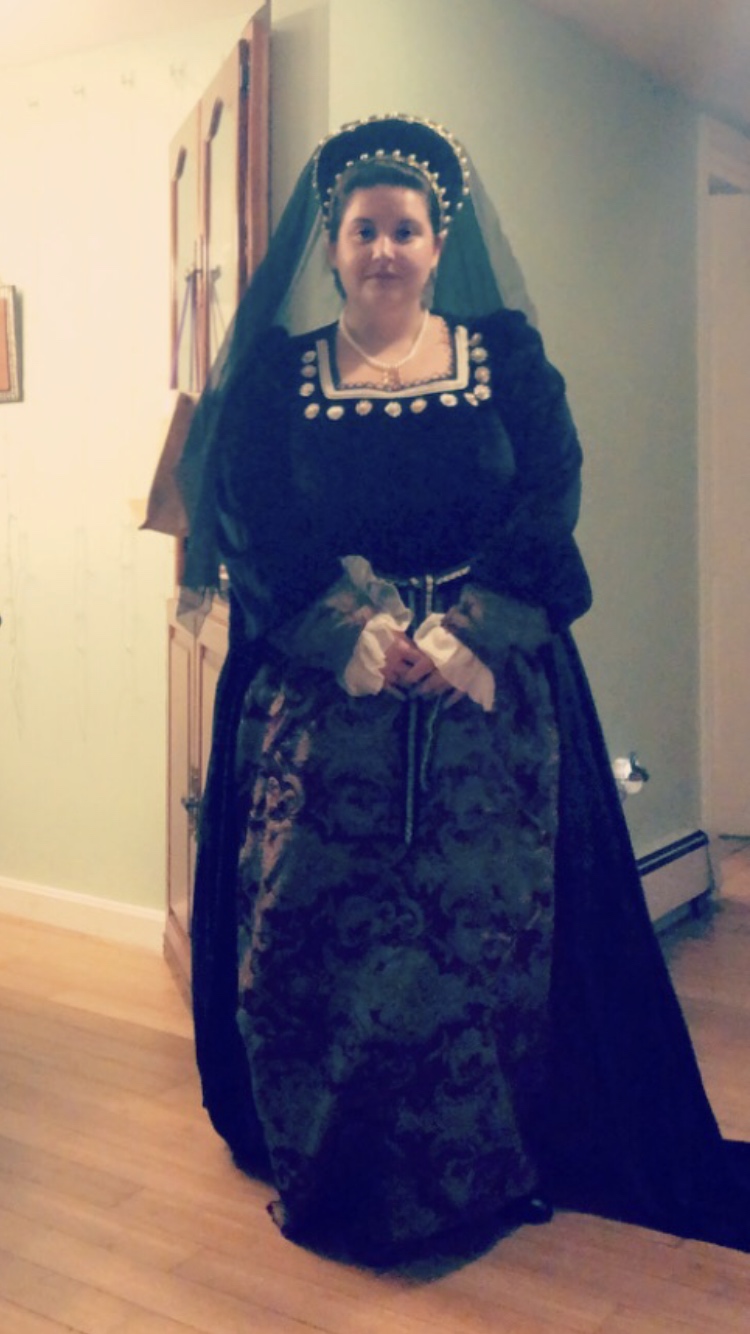 Anne Boleyn Costume for Women, Renaissance Style Multicolored Queen of England Halloween Costume customer photo 1