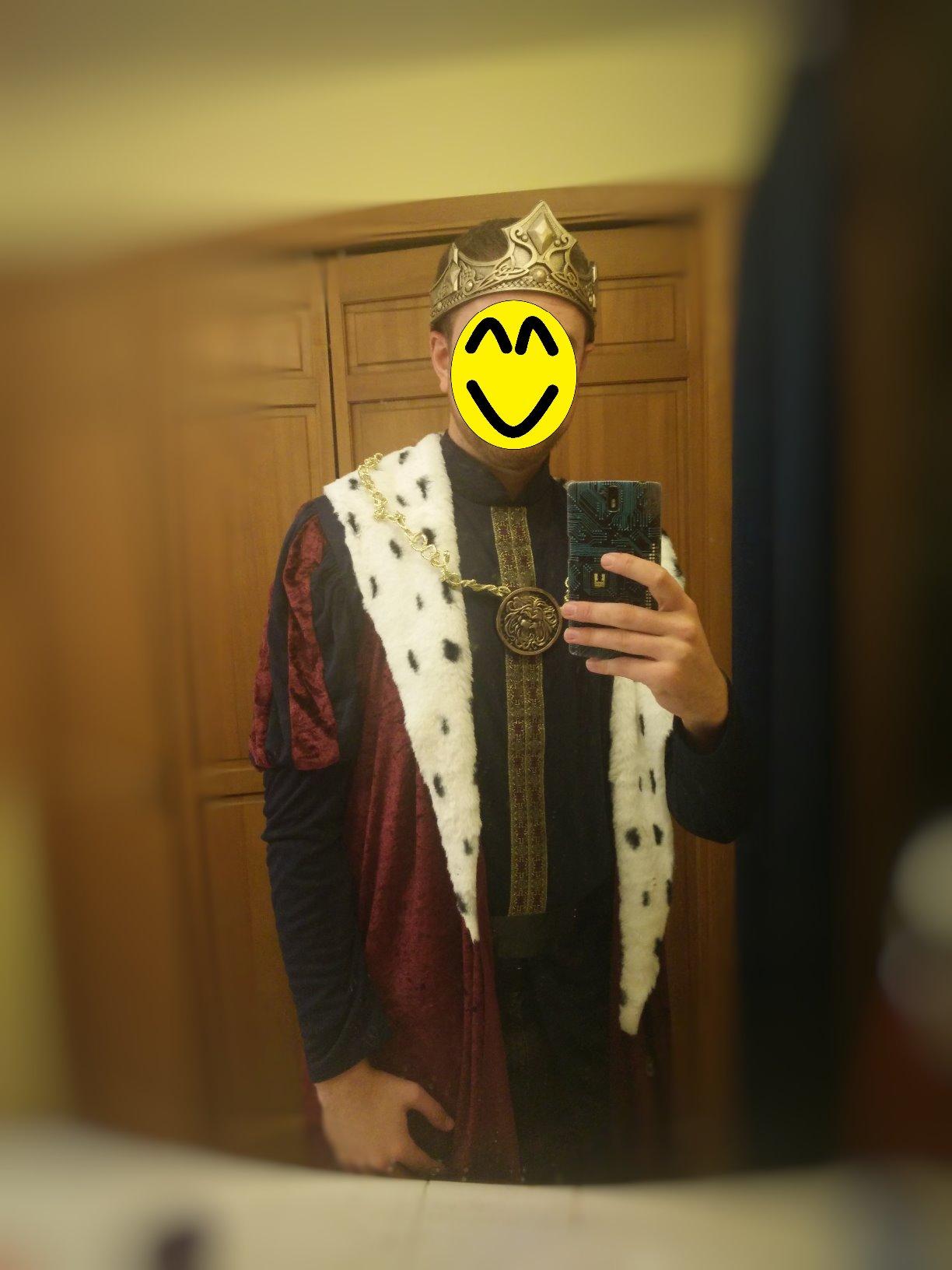 Men's Royal King Costume customer photo 2