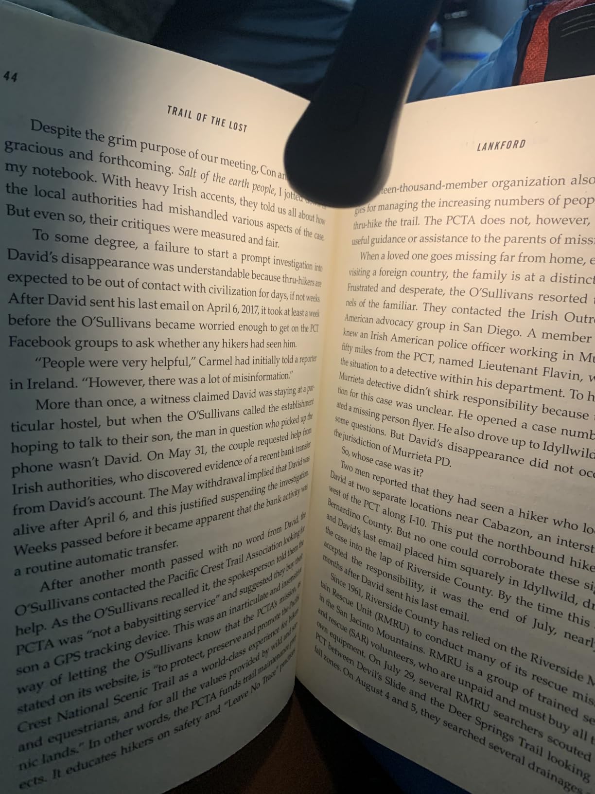 Vekkia 3000K Warm LED Rechargeable Book Light, Easy for Eyes, Clip on Reading Lights for Reading in Bed, Car & Travel, Lightweight Slim 2.1 oz. Perfect for Readers customer photo 2