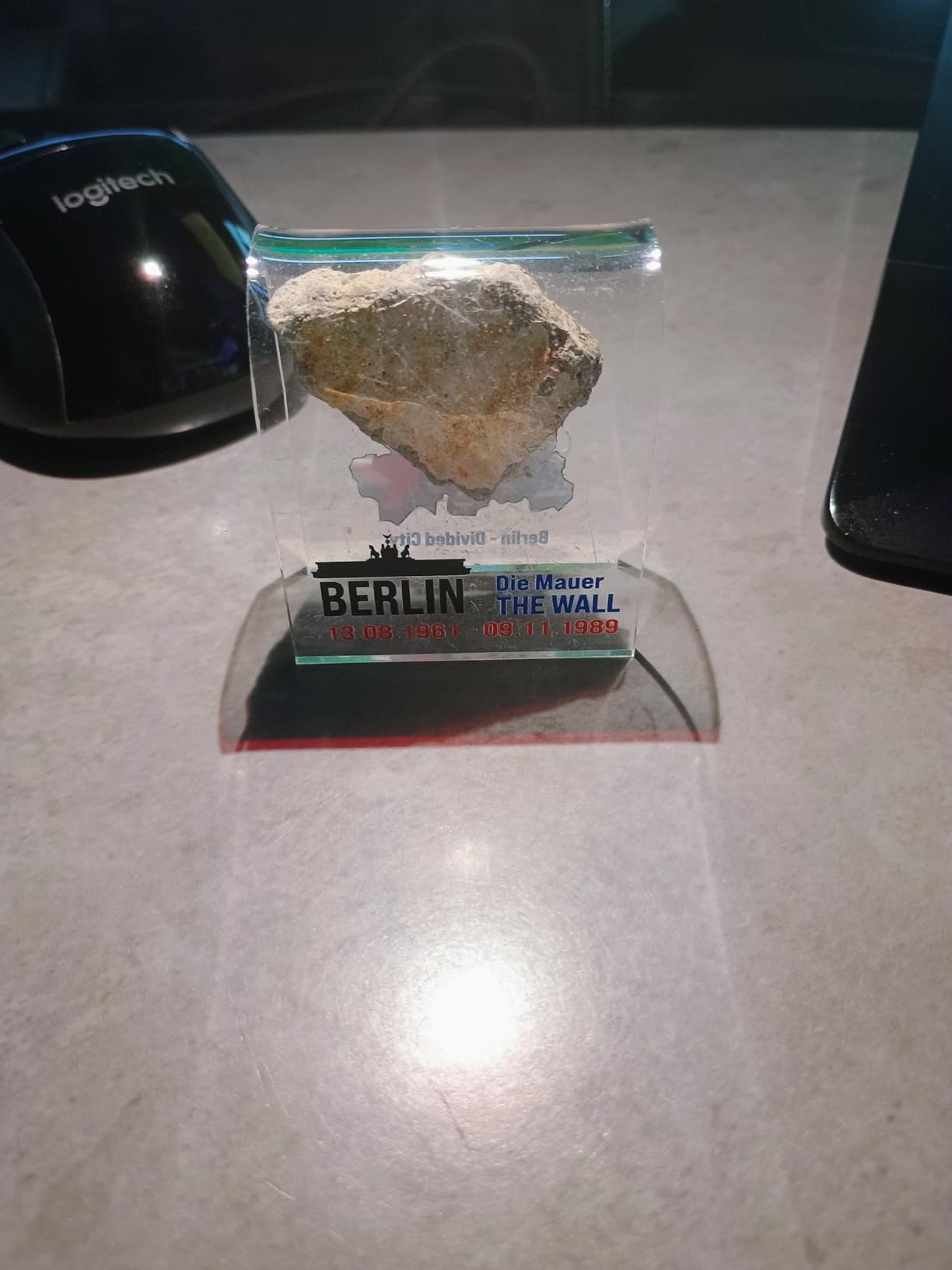 Original Piece of the Berlin Wall - Authentic Souvenir from the Real Wall in Germany Mounted in Acrylic Display (Small (2