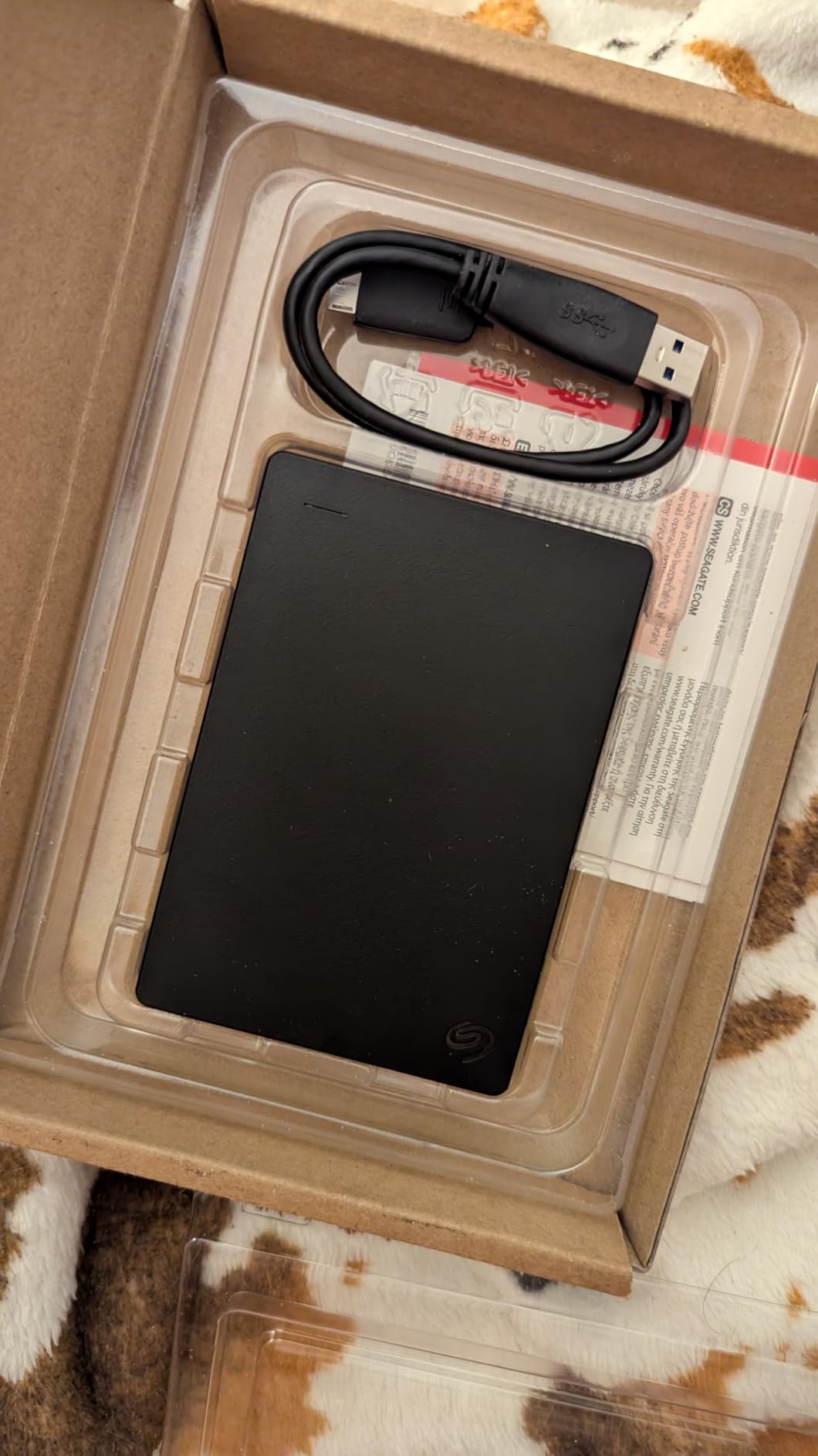 Seagate 2TB Portable Hard Drive | USB 3.0 (STGX2000400) customer photo 1