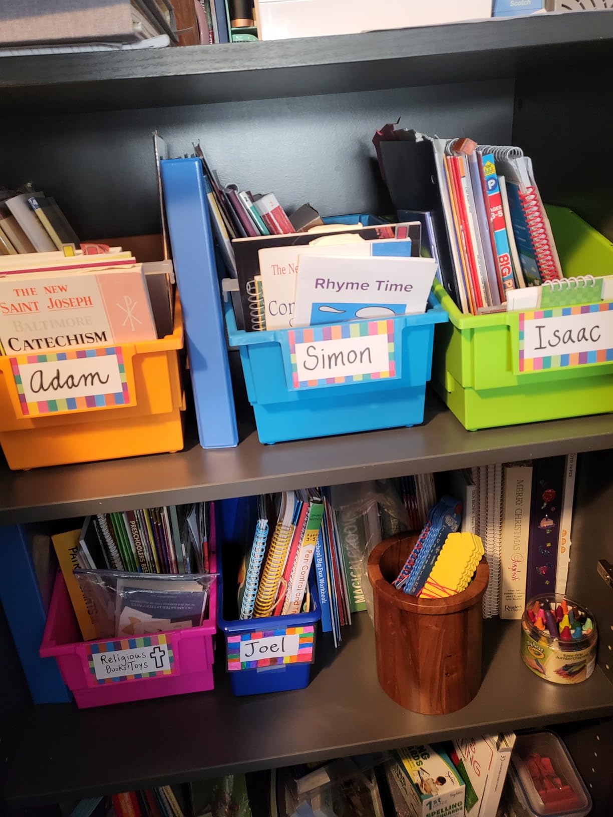 Really Good Stuff Chapter Book Classroom Library Bins with Dividers -4 Pack | 8.75