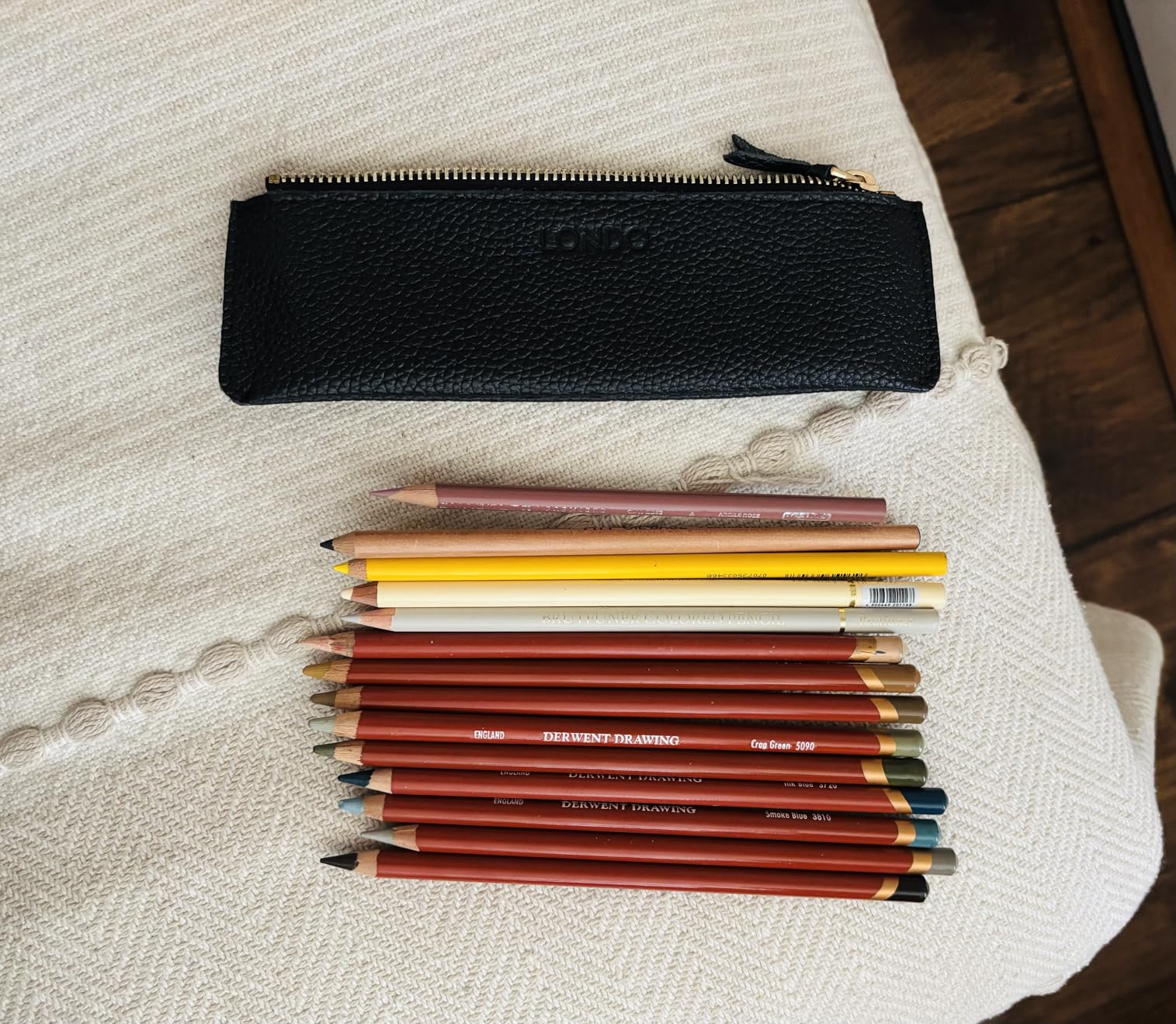 Londo Zippered Genuine Cowhide Leather Pen & Pencil Case - Slim Fountain Pen Holder, Pencil Pouch, Stationery Organizer, Makeup Brush Case, Travel Pouch - Gift for Writers, Students, Teachers, Black customer photo 2