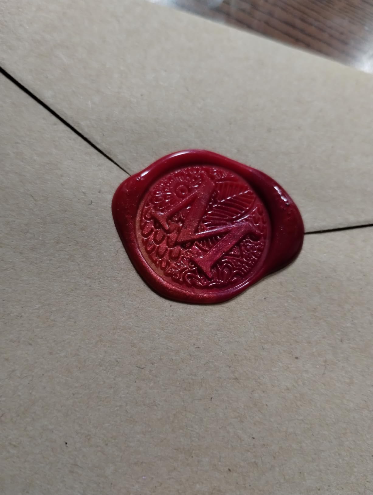 PAXCOO 624Pcs Sealing Wax Beads, Sealing Wax for Wax Seal Stamp, Hexagon Wax Seal Beads with A Wax Spoon and 4Pcs Tea Candles (24 Colors) customer photo 1
