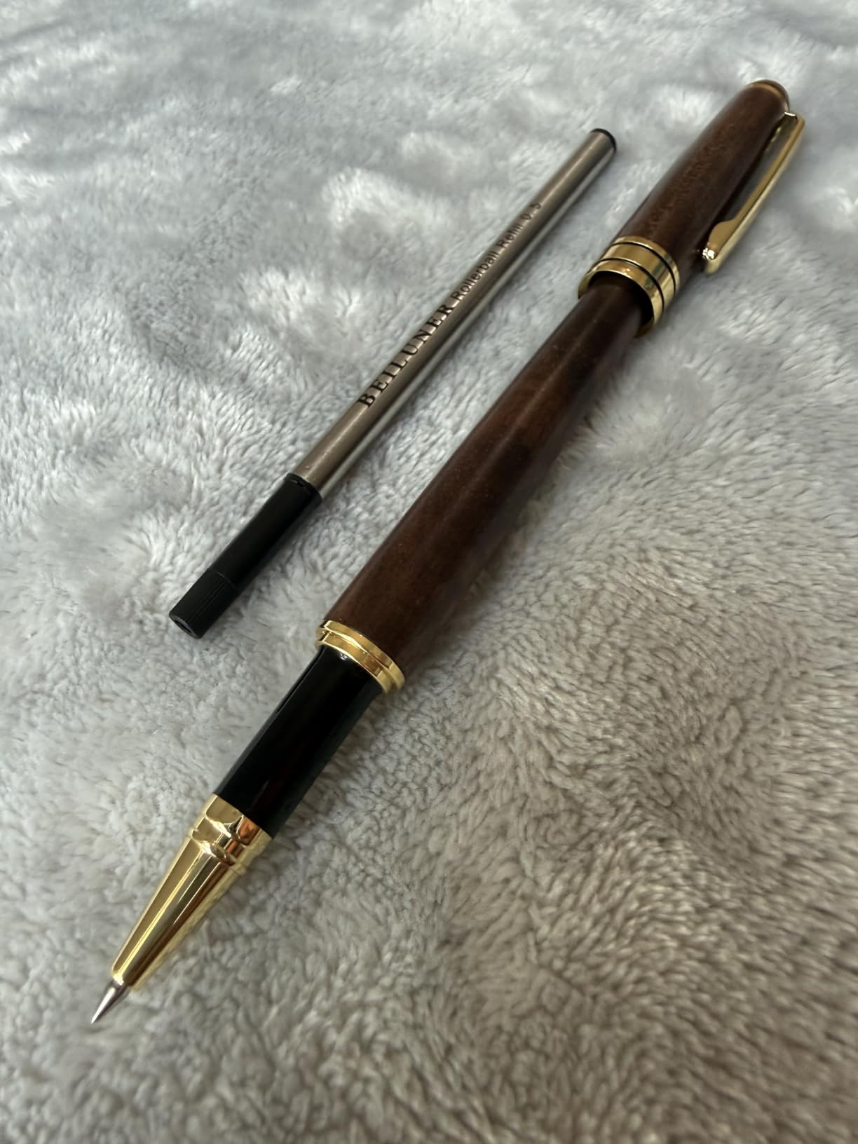 BEILUNER Luxury Wood Ballpoint Pen Writing Set,Rosewood-Elegant Fancy Nice Gift Pen Set for Signature Executive Business Office Fancy Nice Supplies - Christmas Gift Boxed with Extra Refills (Black) customer photo 1