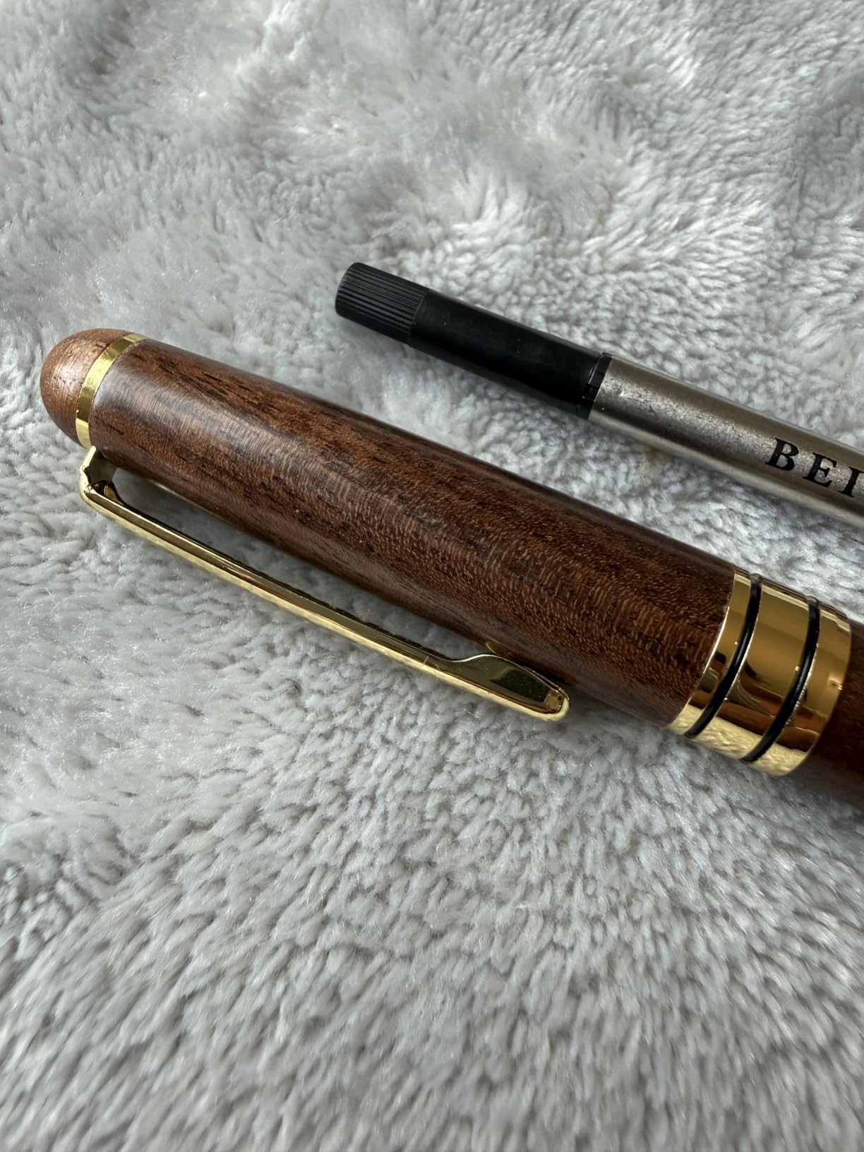 BEILUNER Luxury Wood Ballpoint Pen Writing Set,Rosewood-Elegant Fancy Nice Gift Pen Set for Signature Executive Business Office Fancy Nice Supplies - Christmas Gift Boxed with Extra Refills (Black) customer photo 2