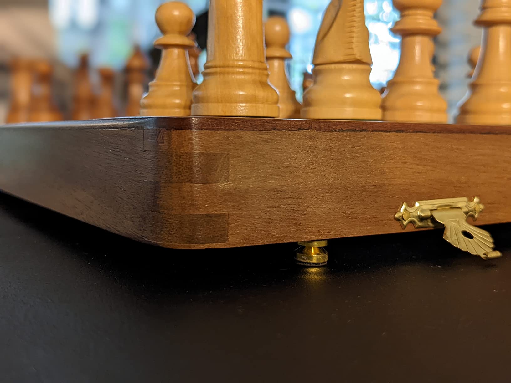 House of Chess - Victorian Staunton Golden Acacia Wood Chess Set - 14 x 14 Inches Wooden Folding Chess Board with Algebraic Notation - Wooden Chess Pieces with King Height 3 Inches + 2 Extra Queens customer photo 1
