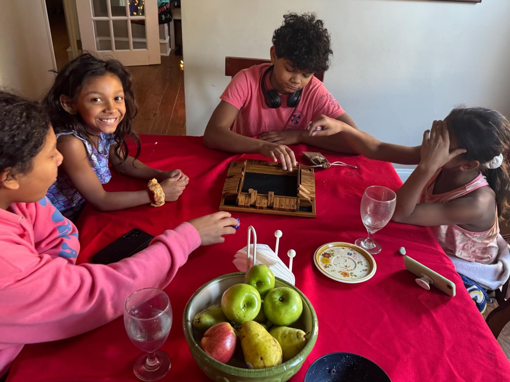 AMEROUS 1-4 Players Shut The Box Dice Game, Wooden Board Table Math Game with 12 Dice and Shut-The-Box Instructions for Kids Adults, Family Classroom Home or Pub (12 Inches) customer photo 1