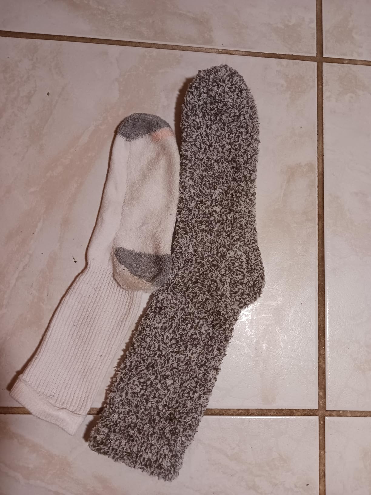 Unboxme Gifts Warm & Cozy Ultra-Luxe Cloud Sock, Gift for Women & Men customer photo 2