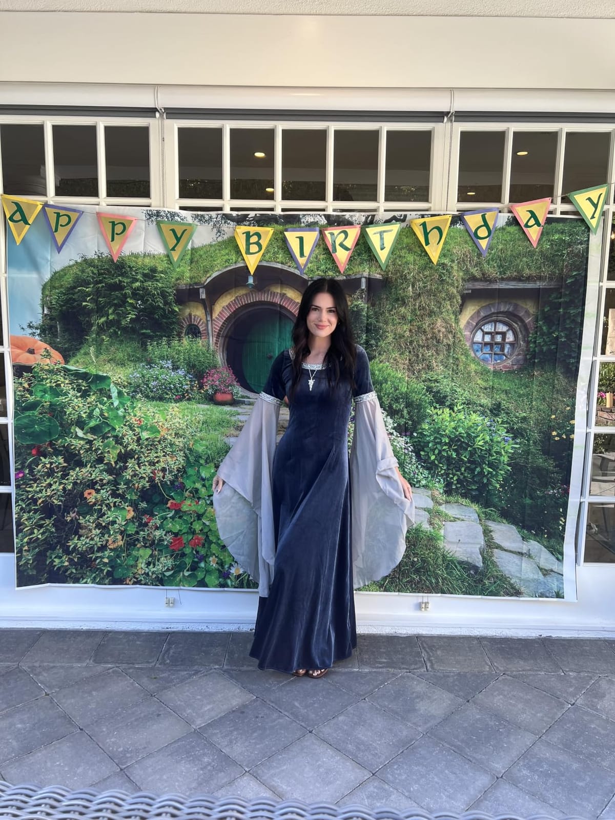 daizbella Medieval Renaissance Costume Dress Handmade Historical Retro Dress Velvet Gown with Chiffon Sleeves customer photo 1