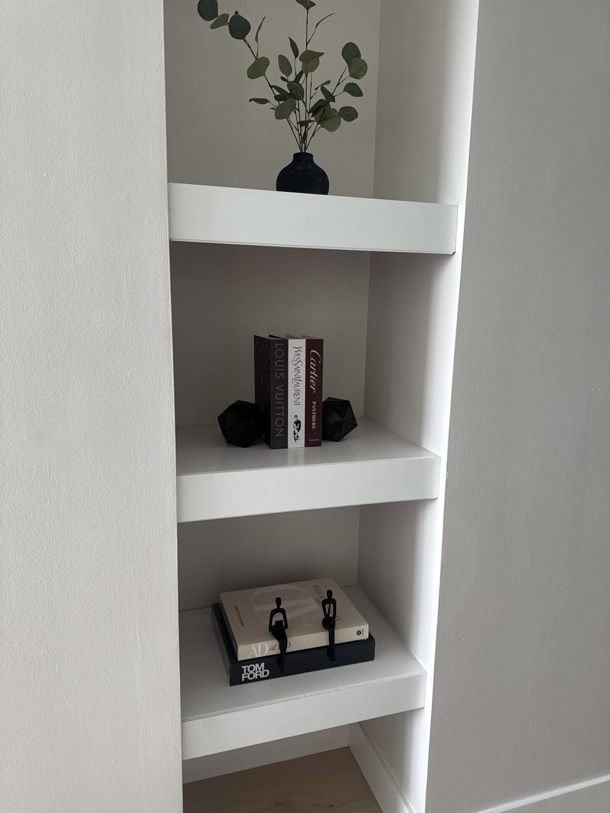 Ambipolar Geometric Decorative Ball Shaped Bookends, Modern Cast Iron Black Bookends for Office Desk, Book Shelf, Room Decor, Home Office, Book Stand or Organizer, Set of 2. Antique Black customer photo 1