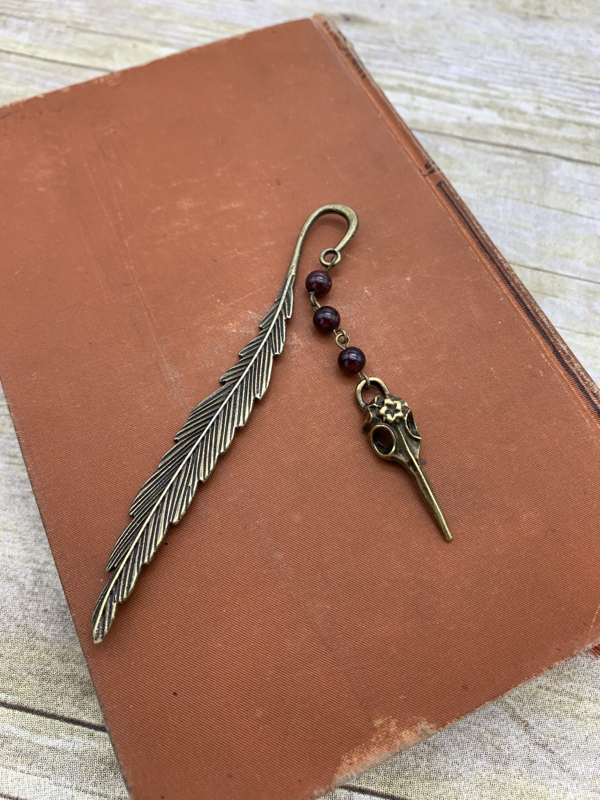 SUNNYCLUE 12Pcs 12 Styles Hook Bookmarks Findings Metal Bookmark Hairpin Stripe Hook Vintage Bookmark Clip for Crafting Jewelry Making Charms Christmas Gifts Ideas DIY Findings Accessories, Silver customer photo 2
