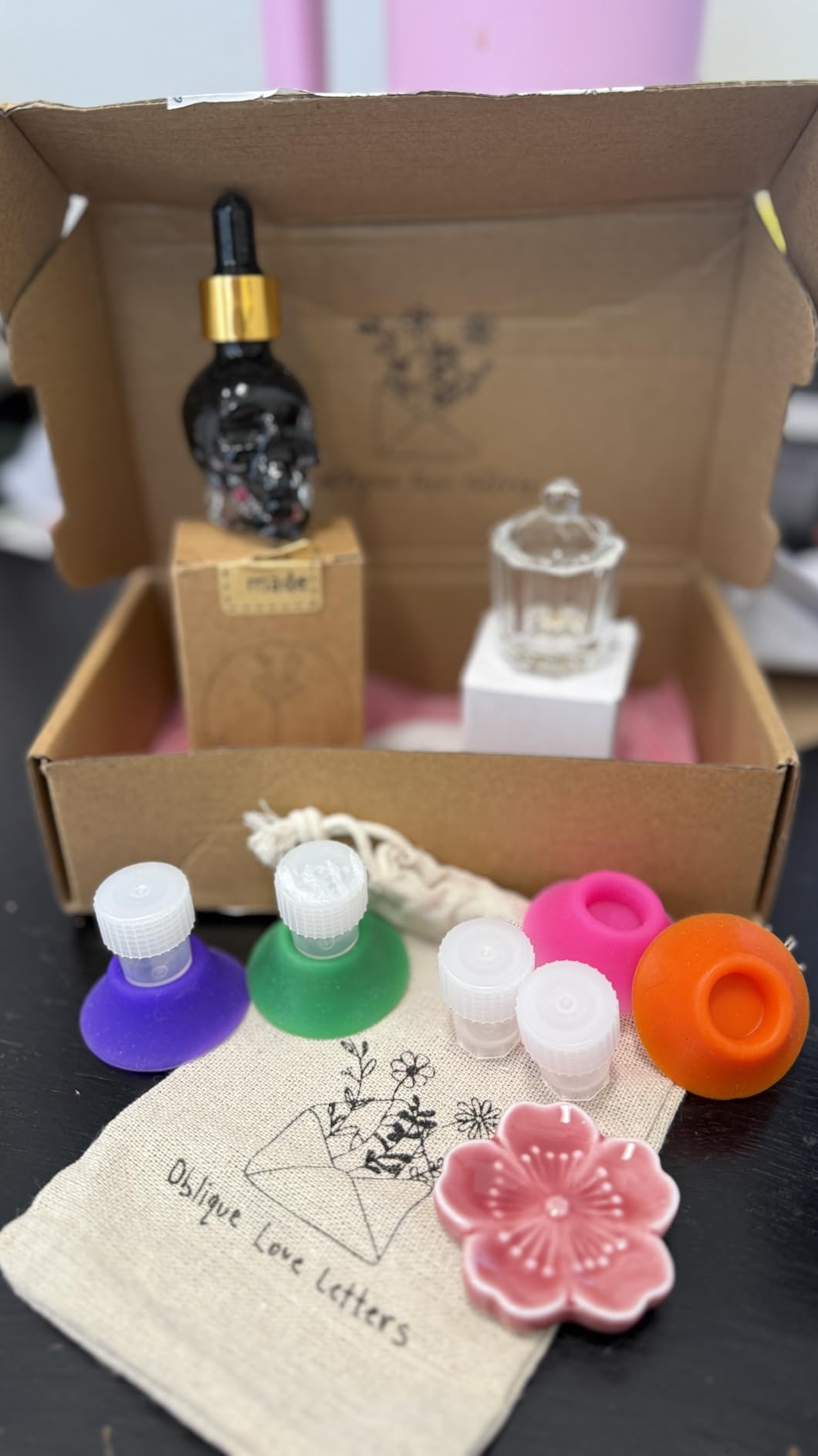 Glass Inkwell Set with Lid, Dinky Dip Ink Holder, Calligraphy Ink Holder, Ceramic Pen Rest for Dip Pens, Oblique Calligraphy Pens, Fountain Pens, and Glass Dip Pens (Black Sumi Ink) customer photo 1
