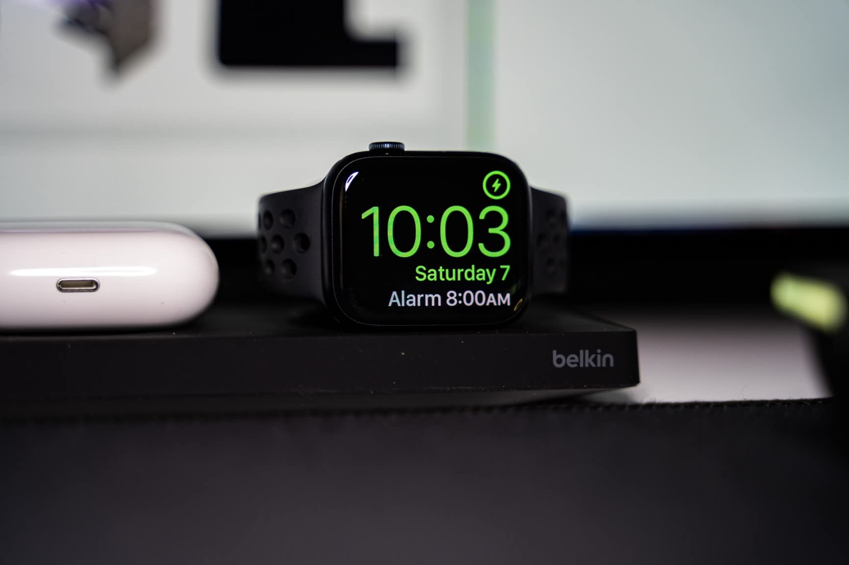 Belkin MagSafe 3 in 1 Wireless Charging Pad, Fast Charging Station | Apple Watch, iPhone 17/16/15/14 Series, AirPods compatible, multi-device MagSafe charging station, Magnetic customer photo 2