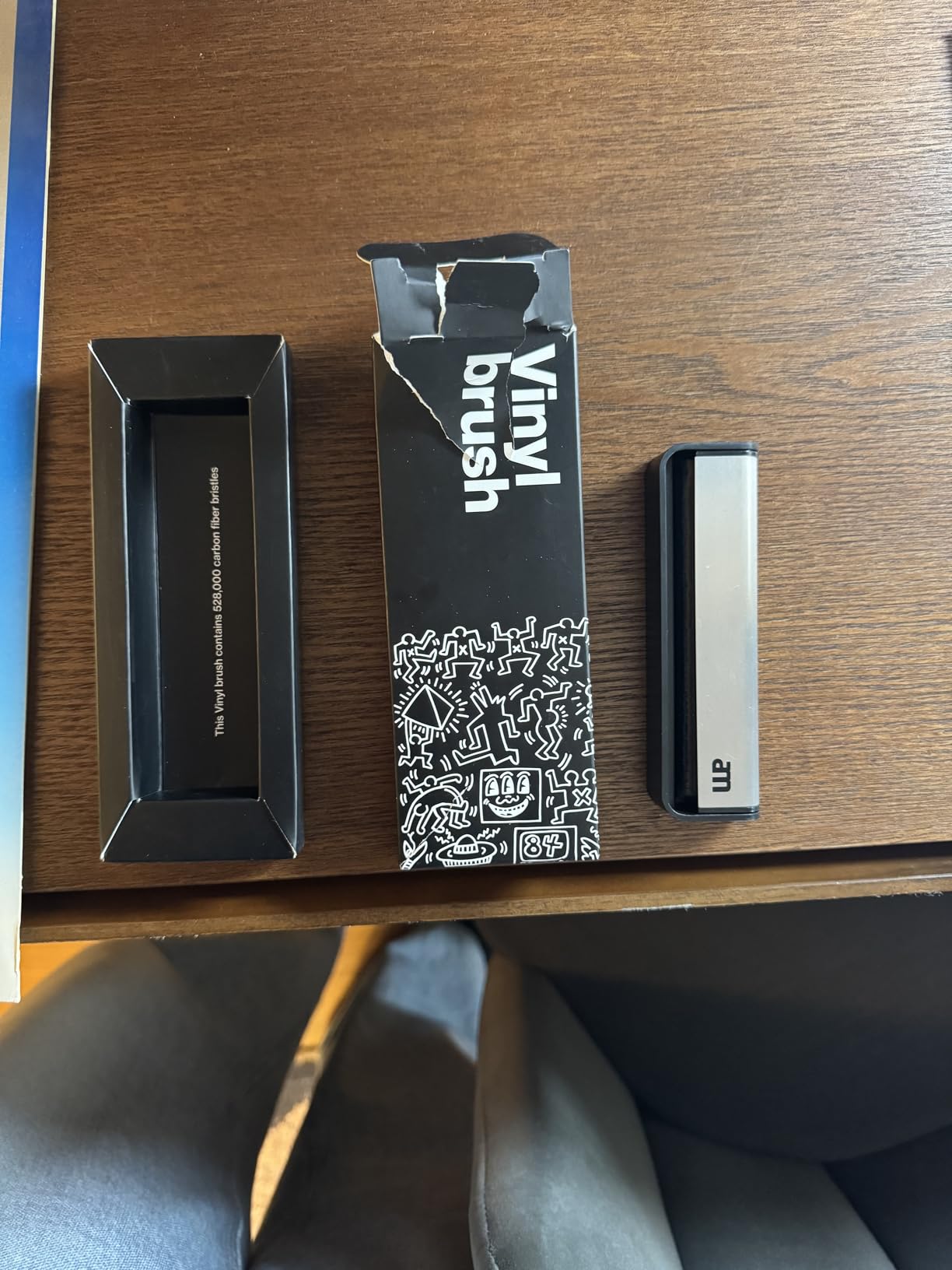 Carbon Fiber Anti-Static Record Brush for Vinyl Records & Turntables | Carbon Fiber Anti-Static Record Brush for Removing Dust and Static from Vinyl Records customer photo 1