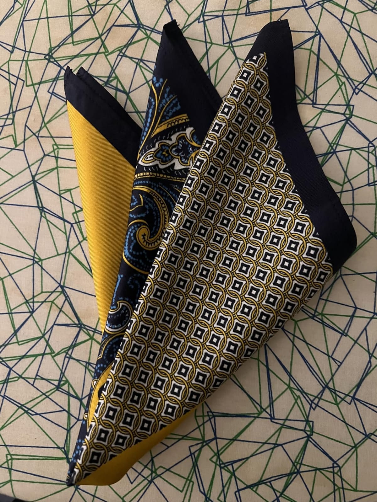 DAISYSILK 100% Mulberry Silk Pocket Square for Men, 19 Momme customer photo 1