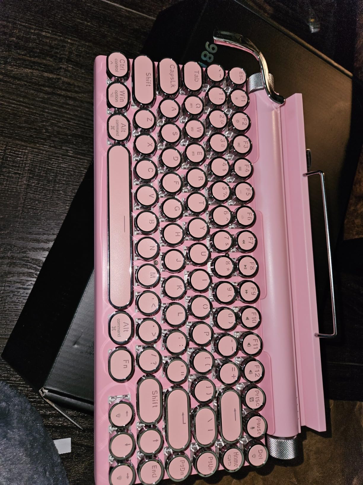 Adventurers Typewriter-Style Retro Mechanical Keyboard LED Backlight 83 Keys Bluetooth 5.0 Blue Axis, Compatible with iOS/Android/Windows/Vista/Linux/Mac Office/Gaming (Pink) customer photo 2