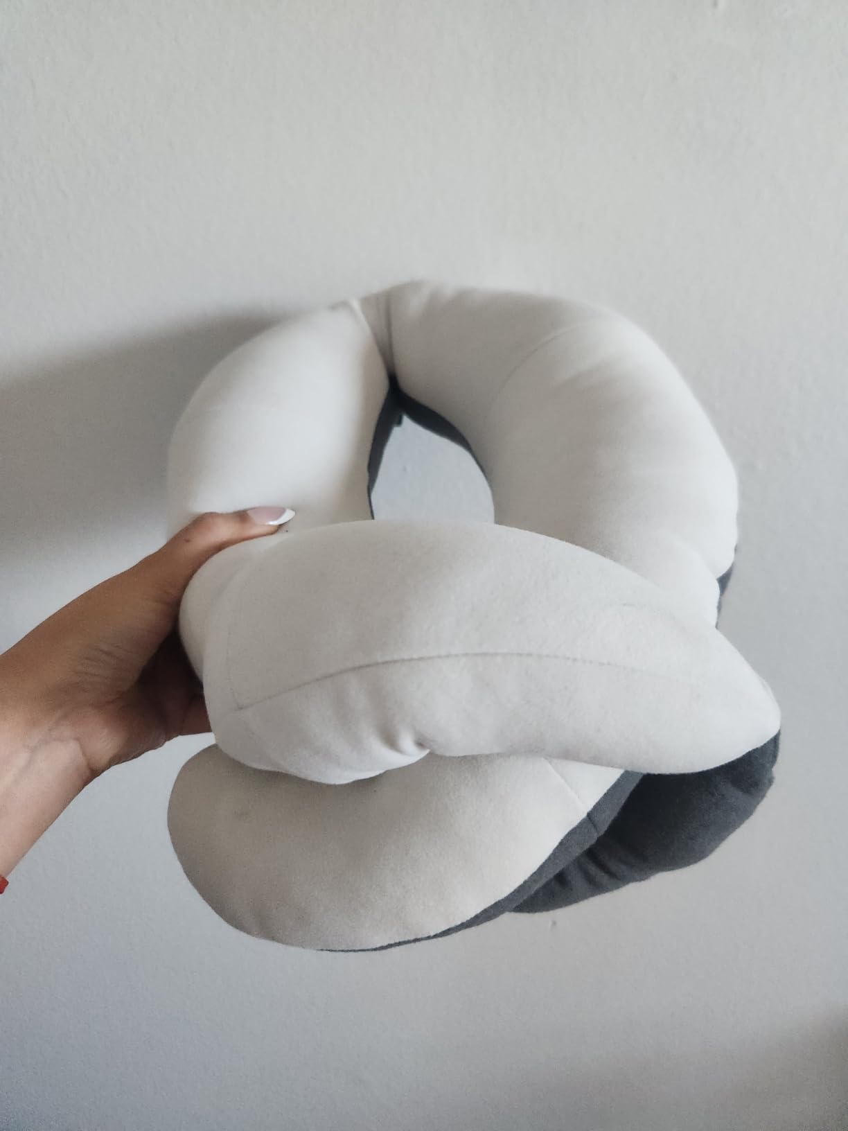 BUYUE Travel Neck Pillows for Airplanes, Memory Foam 360 degree Head Support Sleep for Long Flight, Skin-Friendly and Breathable, Kit with Eye Mask, Earplugs and Storage Bag (Adult, Navy, 90+ lbs) customer photo 2
