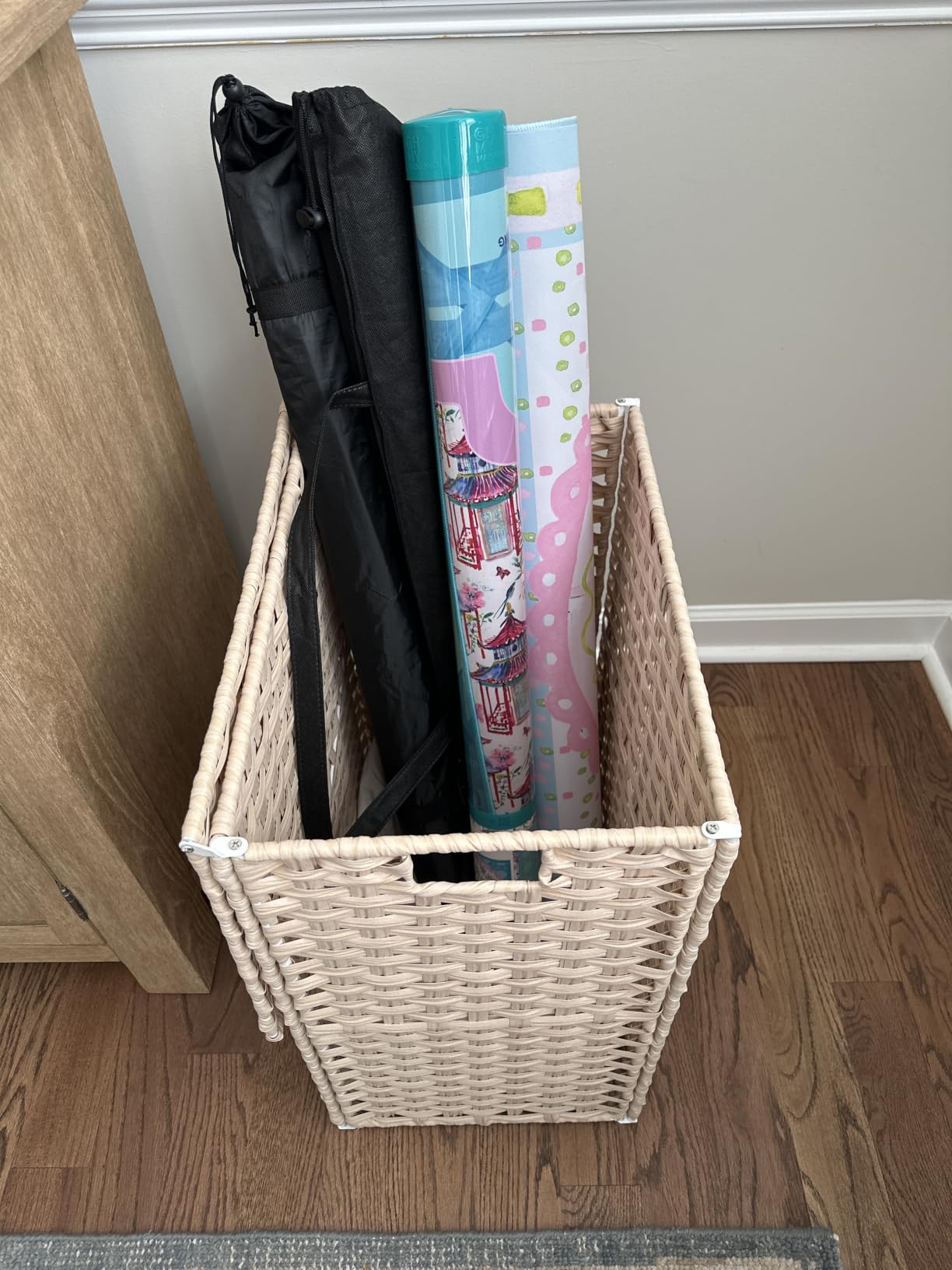 SONGMICS Laundry Hamper with Lid, 17.2 Gallon (65 L) Synthetic Rattan Clothes Laundry Basket with Lid and Handles, Foldable, Removable Liner, Goose Yellow customer photo 2