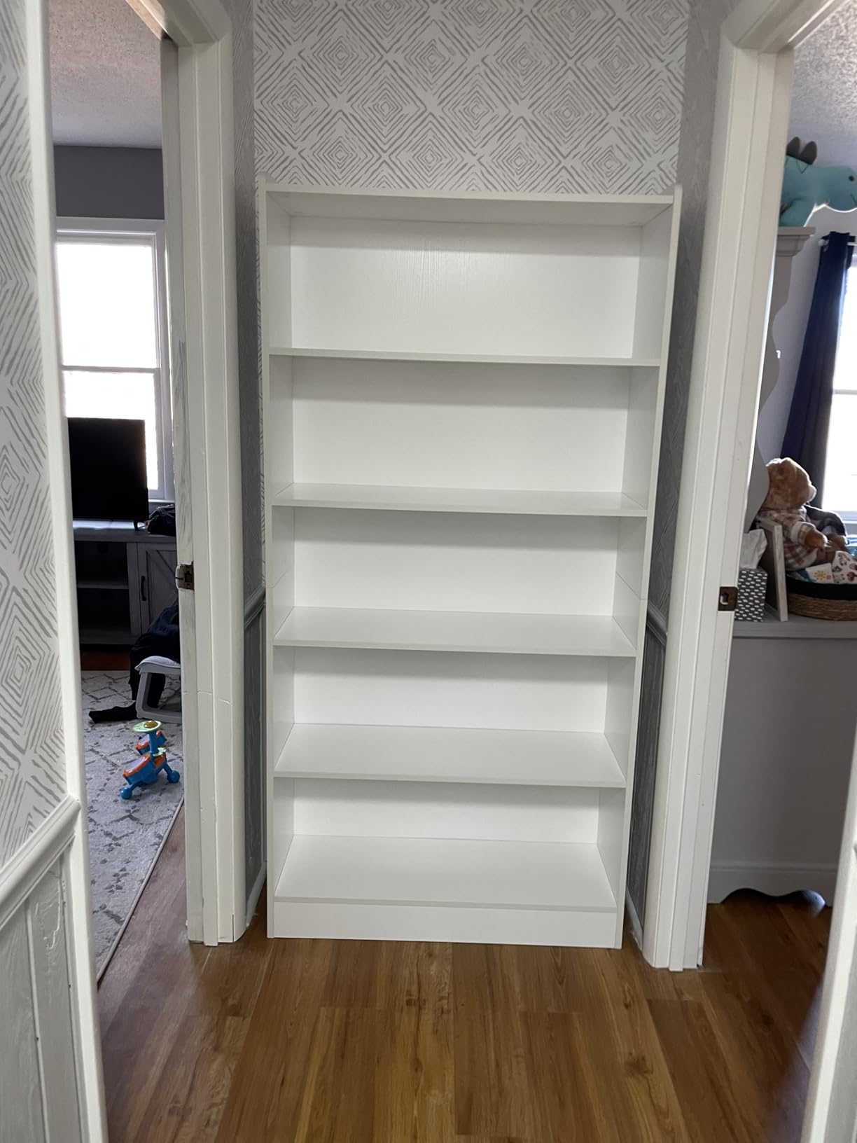 Tribesigns 72-inch Tall Bookcase, Modern 6-Tier White Library Bookshelf with Storage Shelves, Large Open Bookcases Wood Display Shelving Unit for Bedroom Living Room Office customer photo 1