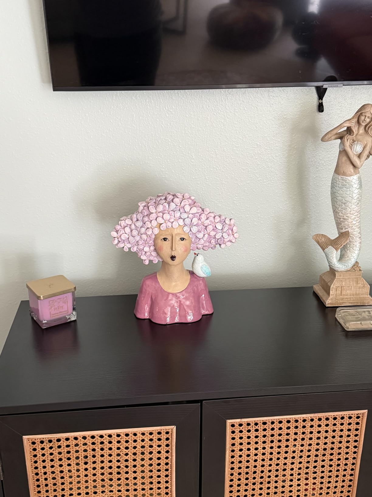 DiliComing Women-Head Statues for Home Decor 11 Inch Modern Art Statue | Garden Decor, Resin Bust Sculptures with Bird, For Coffee Tabletop Living Room Office, Garden Gift customer photo 2