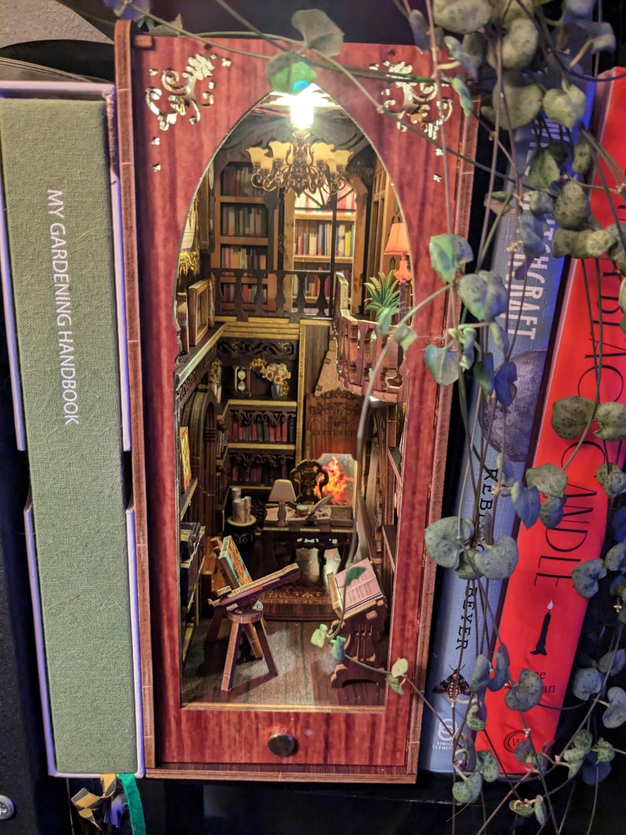 suruim DIY Book Nook Kit Bookend Puzzle Miniature Nook Library Bookshelf Insert Bookends Decoration Books Ornaments Gifts for Adults (Library) customer photo 2