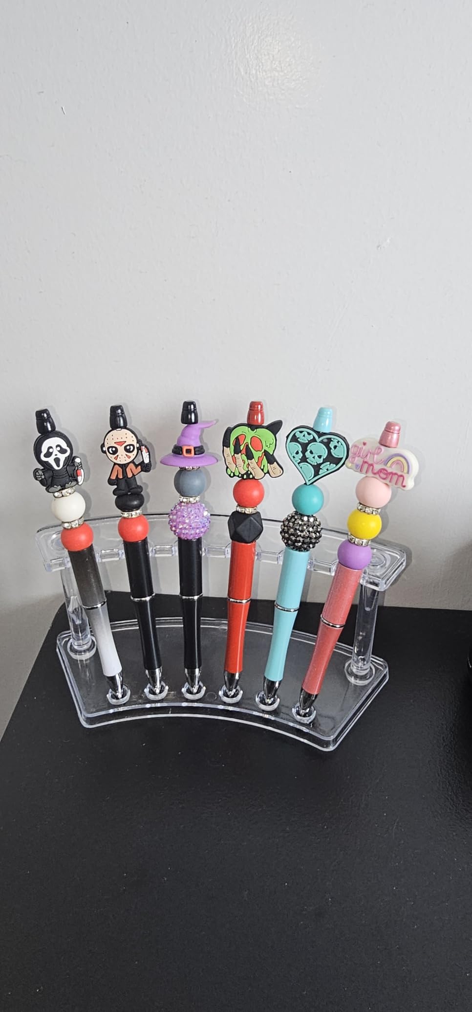 MOLIGOU 6 Pcs Pen Display Stand, 6 Slots Plastic Pen Holder, Clear Pen Display Rack for Craft Shows customer photo 2