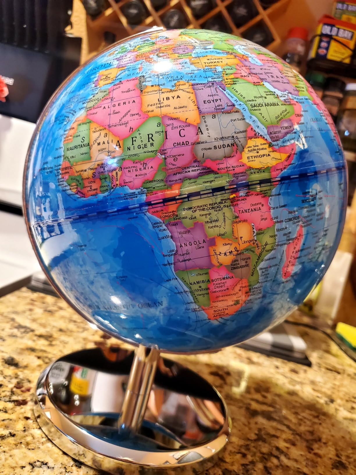 12'' Retro Illuminated World Globe with Wooden Stand, 2-1 Educ & Décor Antique Night Light up Globe Built in LED & HD Printed Map customer photo 2