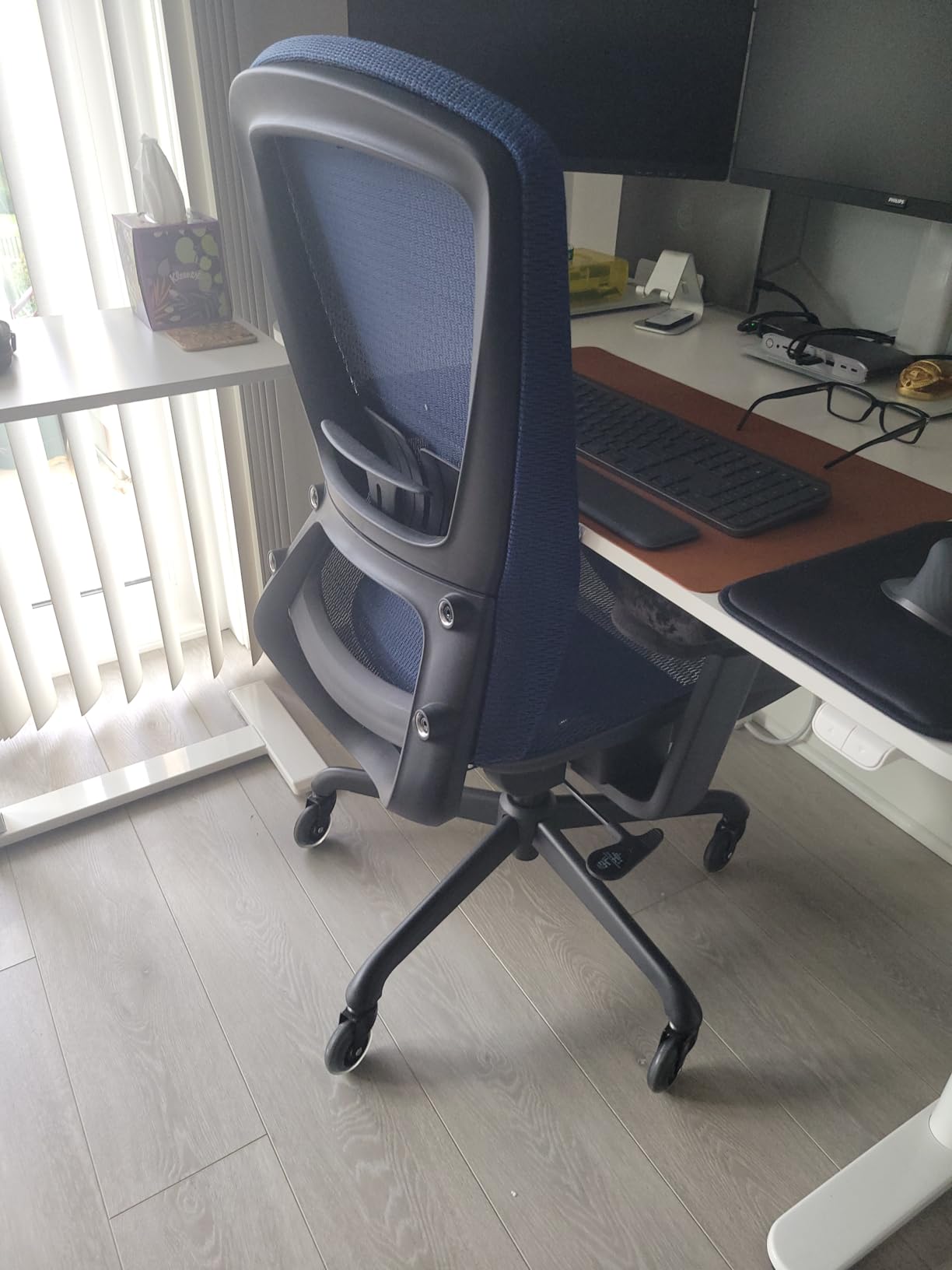 ELABEST Ergonomic Mesh Office Chair, Comfy Computer Desk Chair - BIFMA 5.1 Certified Commercial Swivel Task Chair for Home Office - Adjustable Lumbar Support & Armrests, Tilt Function, Wide Seat (Black) customer photo 2