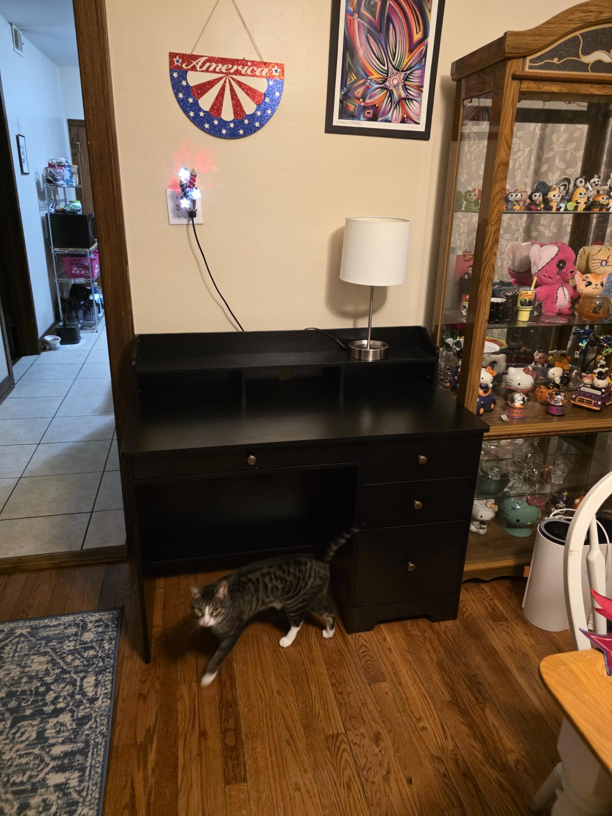 Computer Desk with Drawers and Hutch Shelf, Wood Executive Desk Writing Study Table with 43