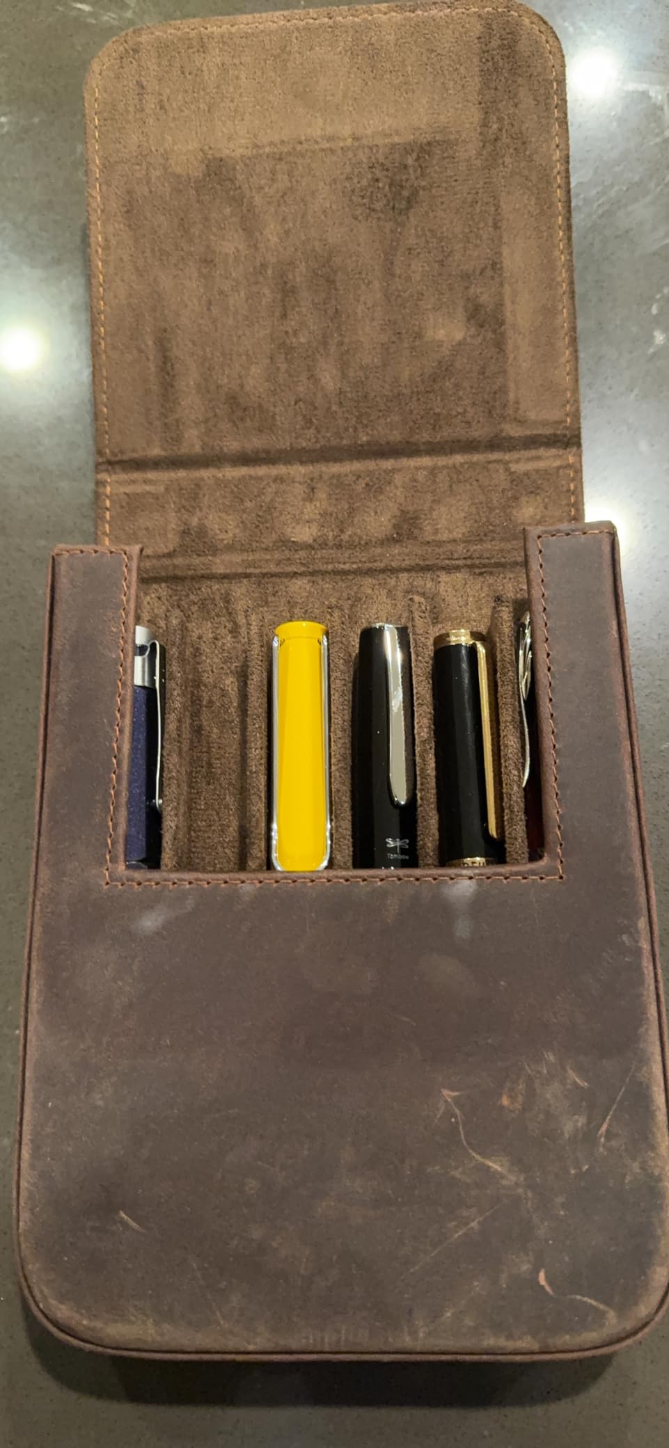 12 Slot Fountain Pen Case, Handmade Magnetic, Leather Large Capacity Pen Storage for Fountain Pen Collection customer photo 1