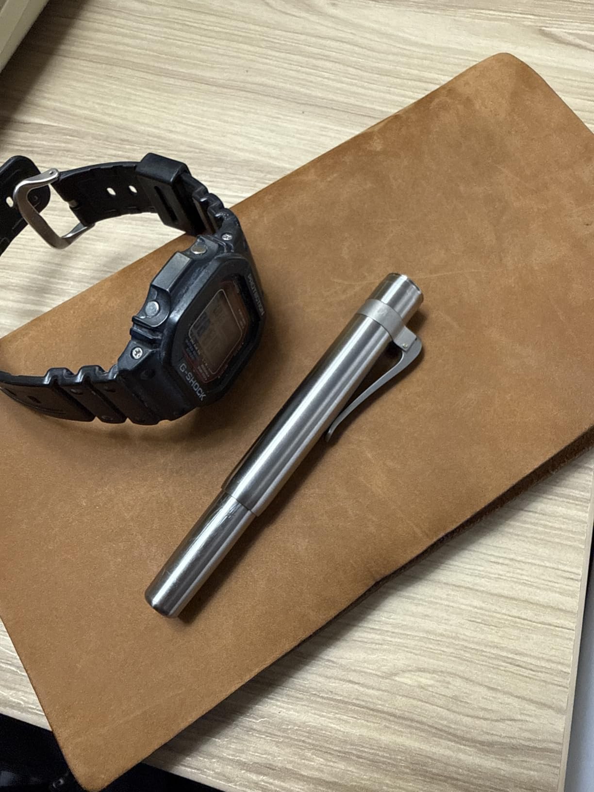 HONG DIAN M2 Black Forest Mini Fountain Pen, Fine Soft Nib & Sleek Shape Aluminium Short Pocket Travel Pen (Caramel Brown) customer photo 2