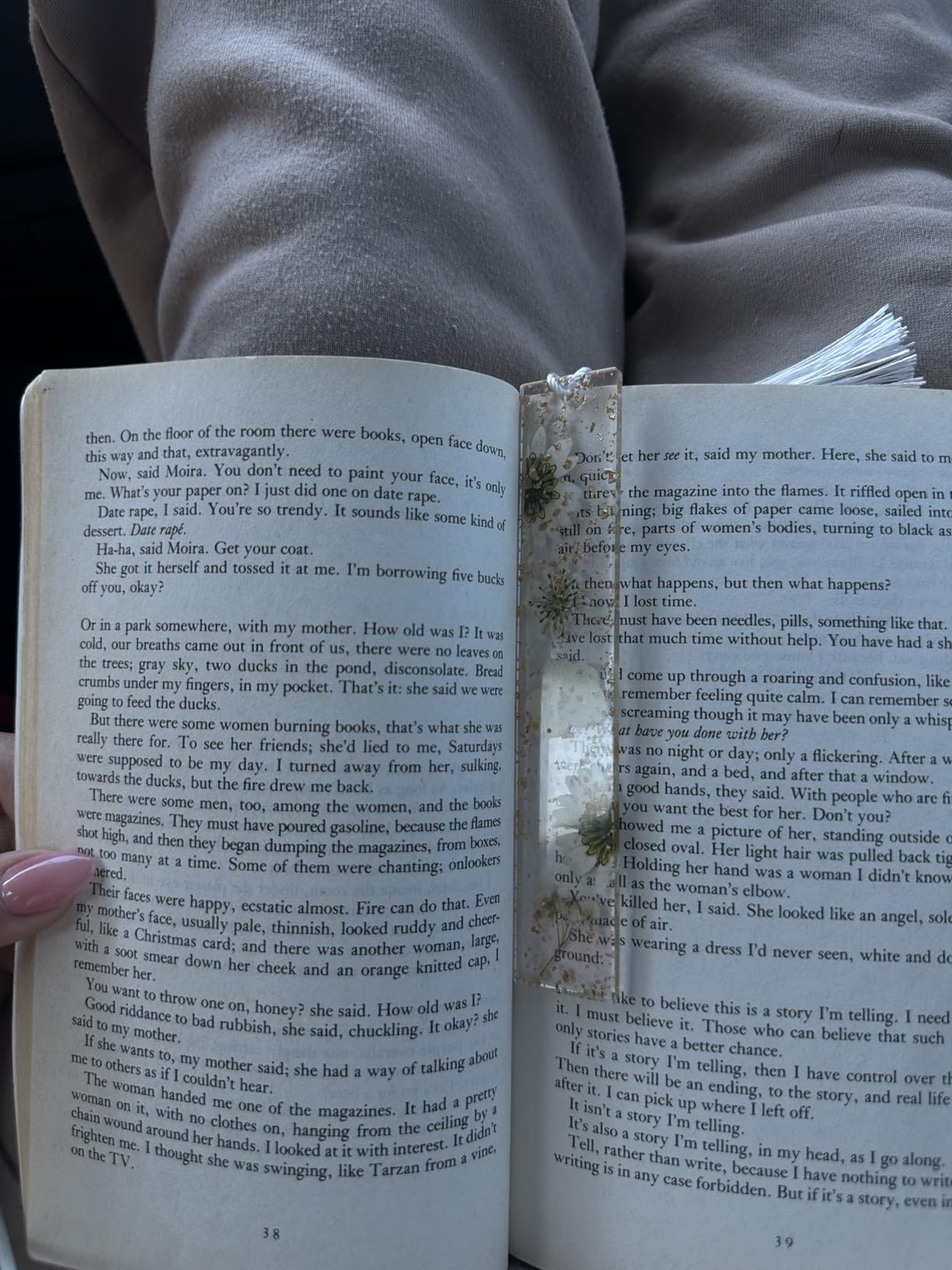 Book Page Holder, Kaluofan 2PCS Thumb Book Page Holder, Book Accessories for Reading Lovers, Handmade Dried Flower Book Opener Holder Thumb customer photo 2